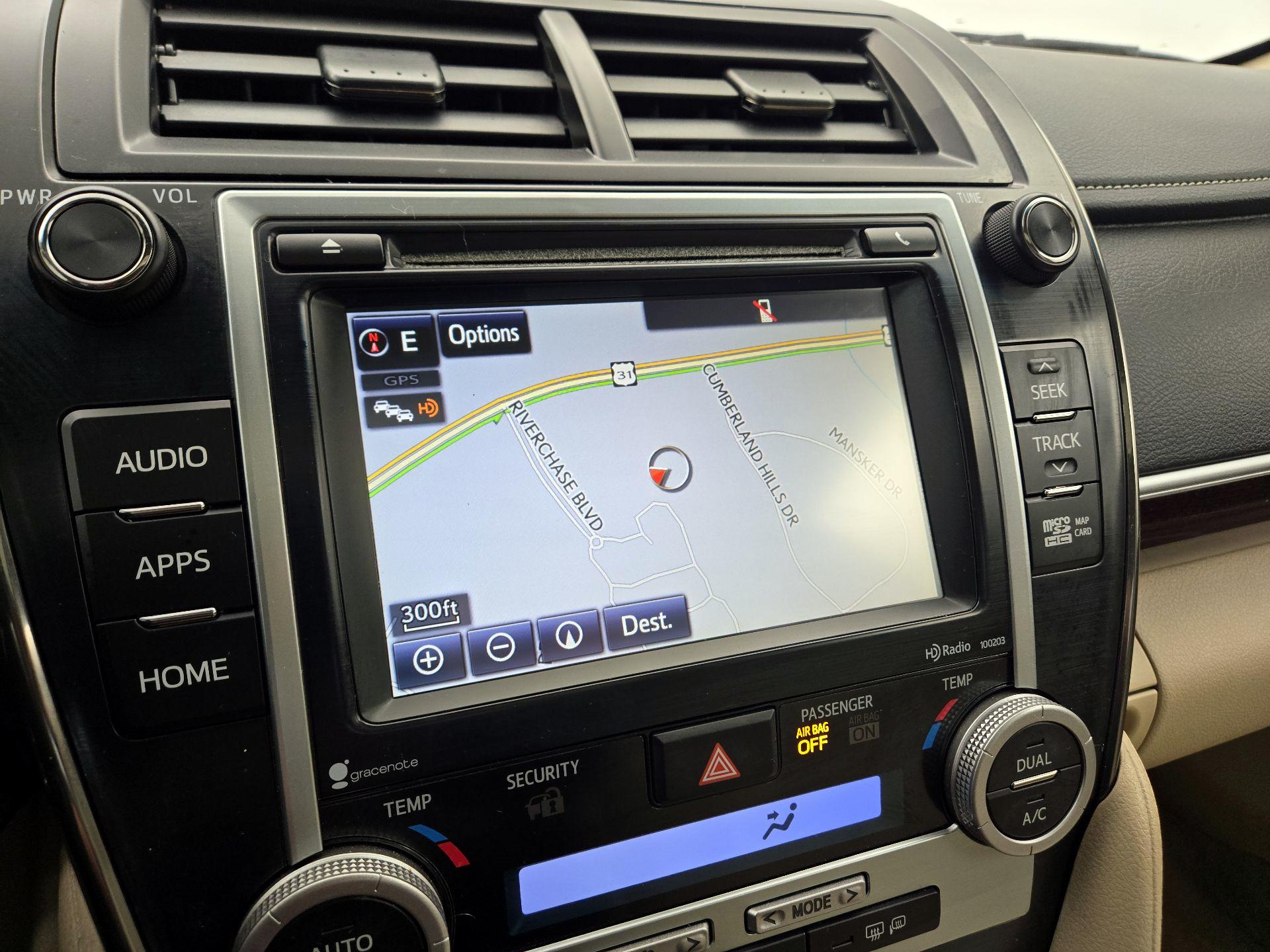 Thumbnail: 2014 Toyota Camry - 14