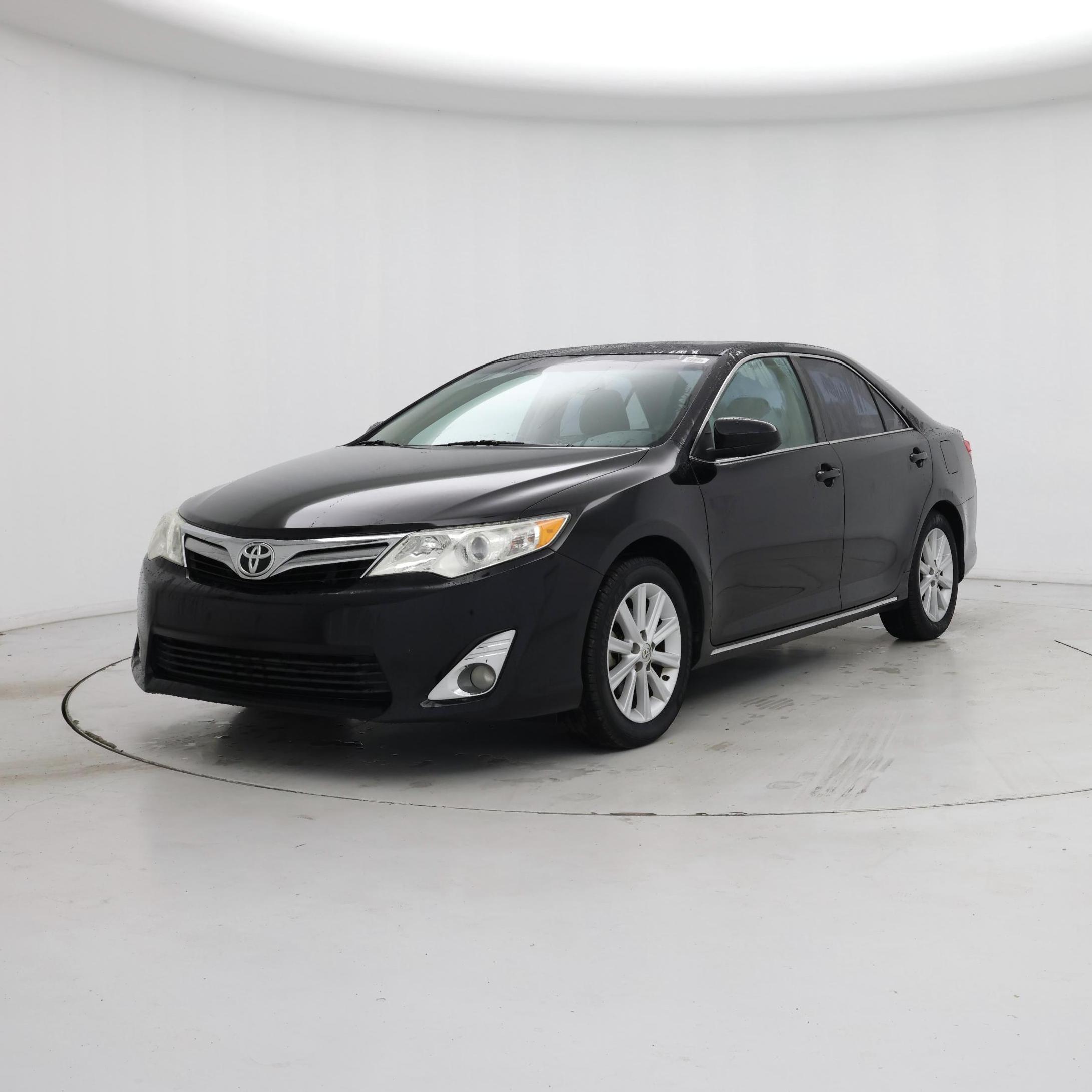 Thumbnail: 2014 Toyota Camry - 4