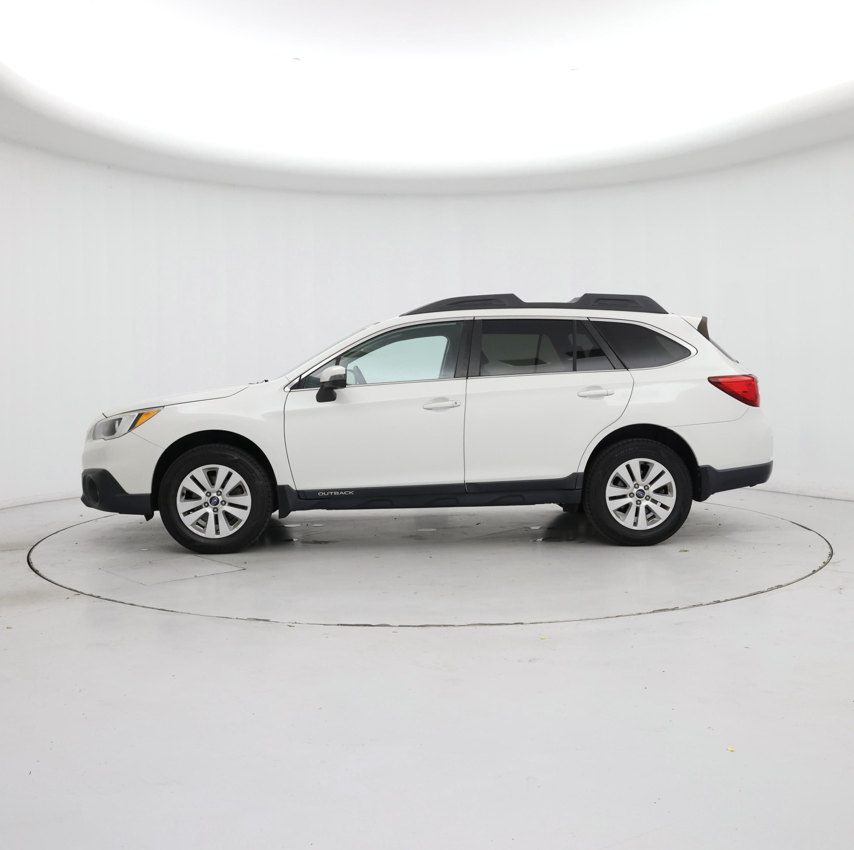 Thumbnail: 2017 Subaru Outback - 3