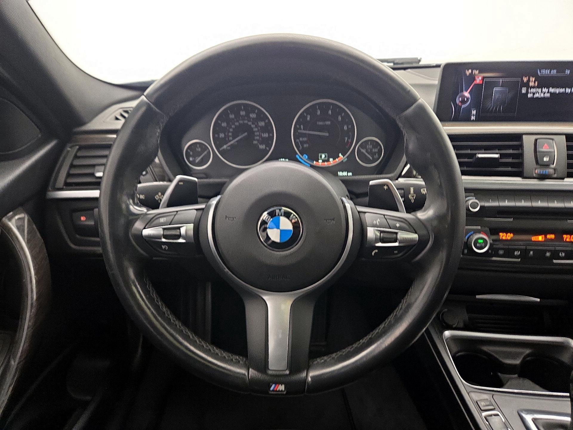 Thumbnail: 2015 BMW 3 Series - 10
