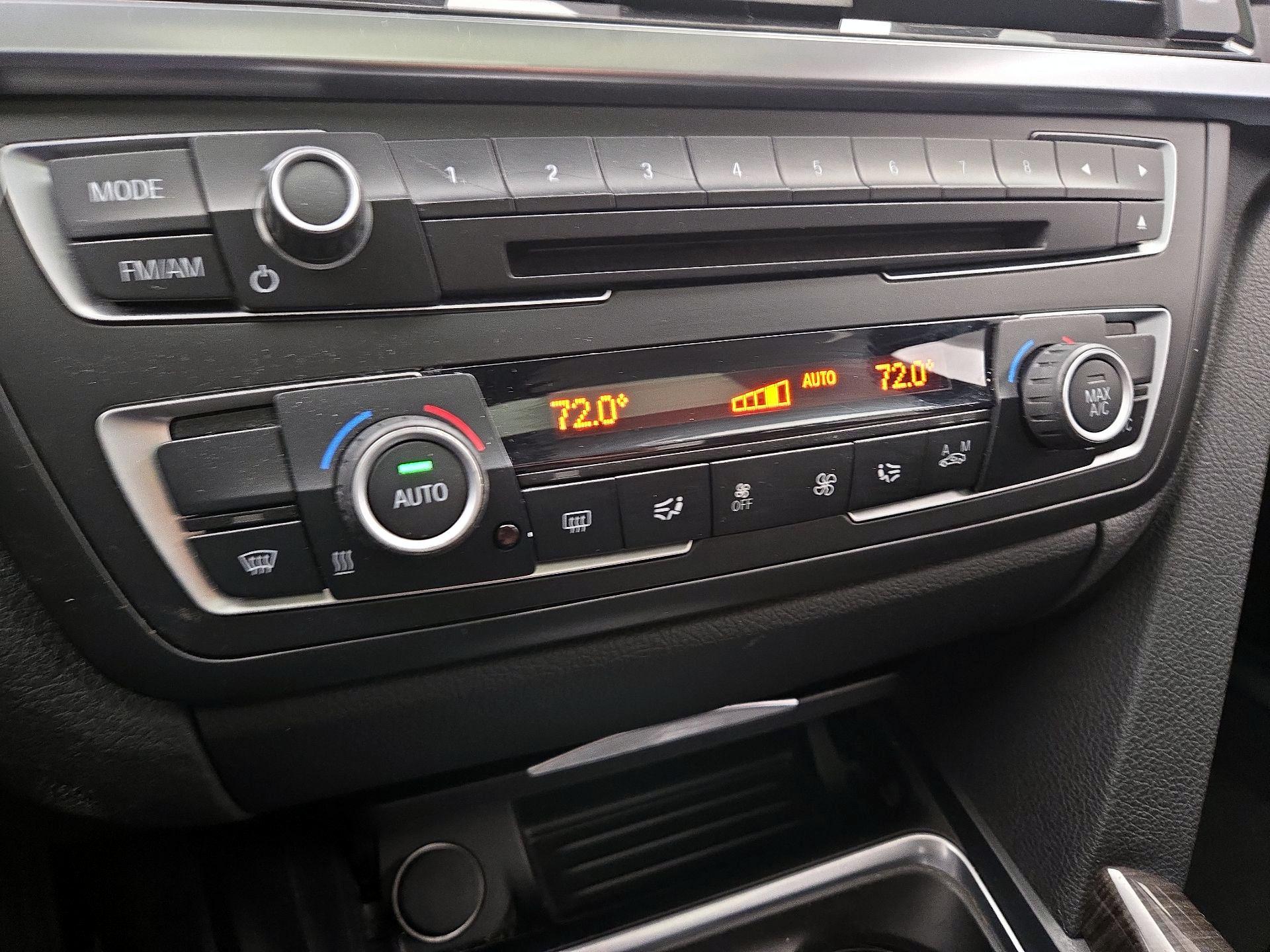 Thumbnail: 2015 BMW 3 Series - 15