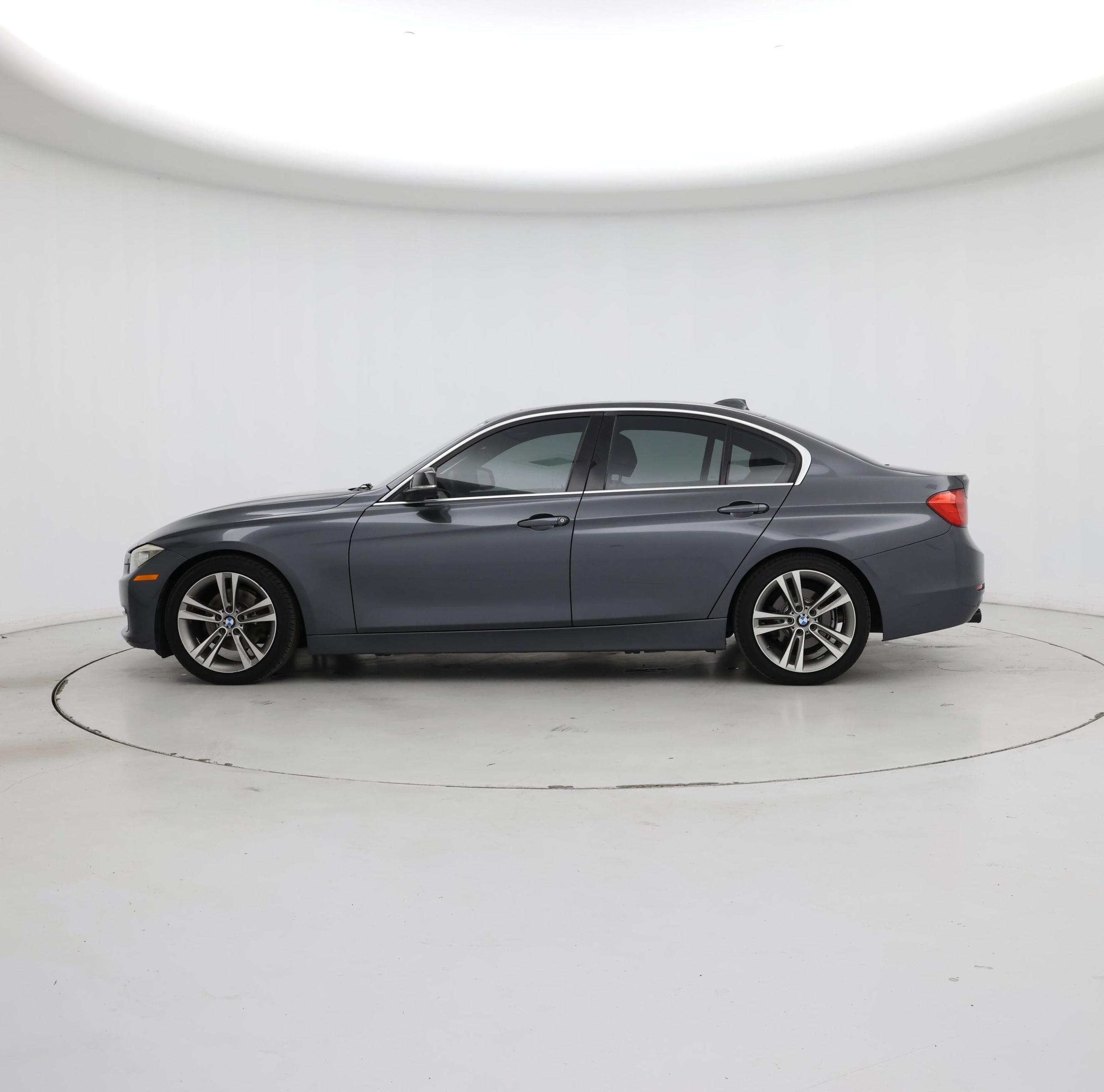 Thumbnail: 2015 BMW 3 Series - 3