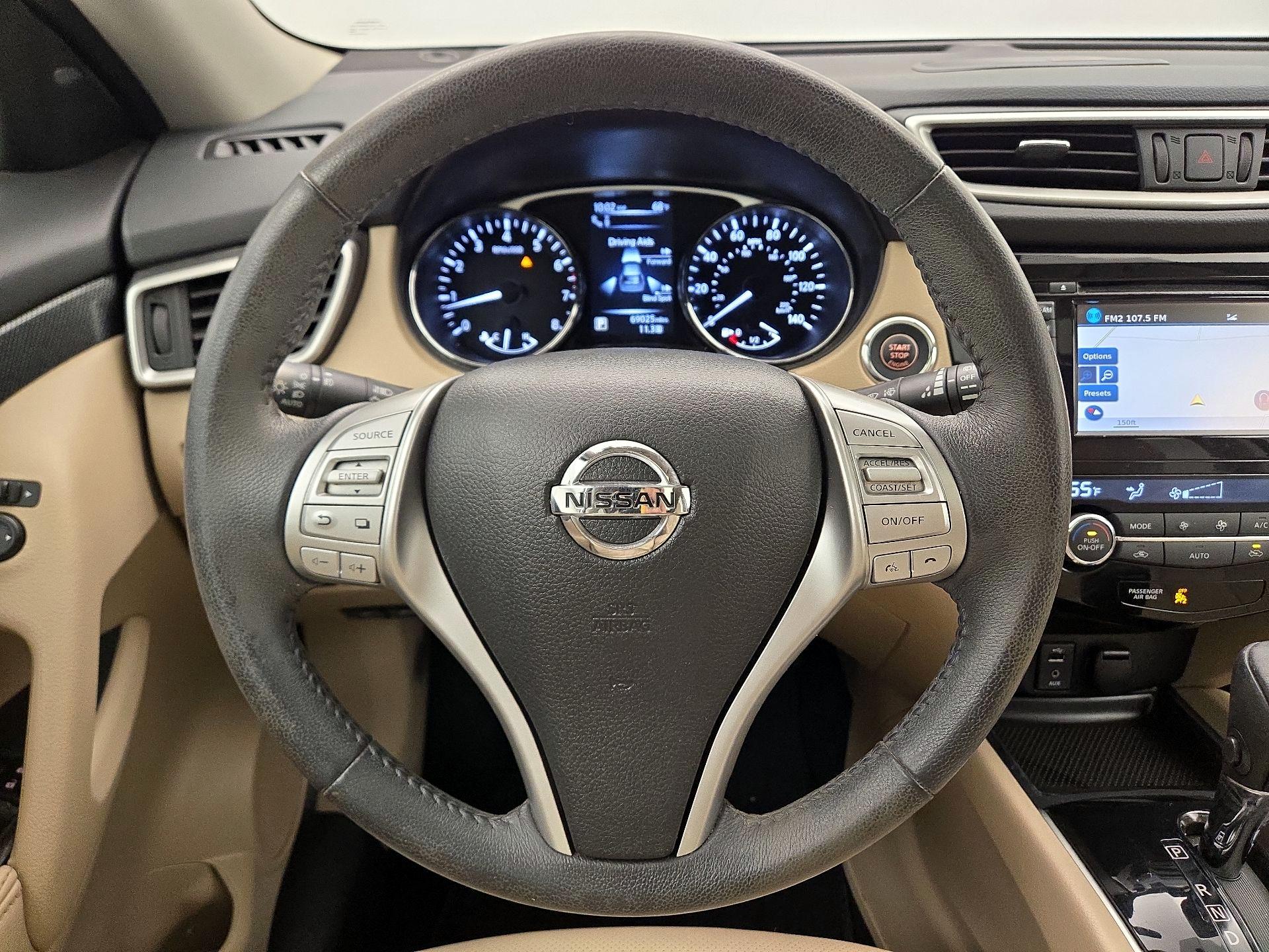 Thumbnail: 2016 Nissan Rogue - 10