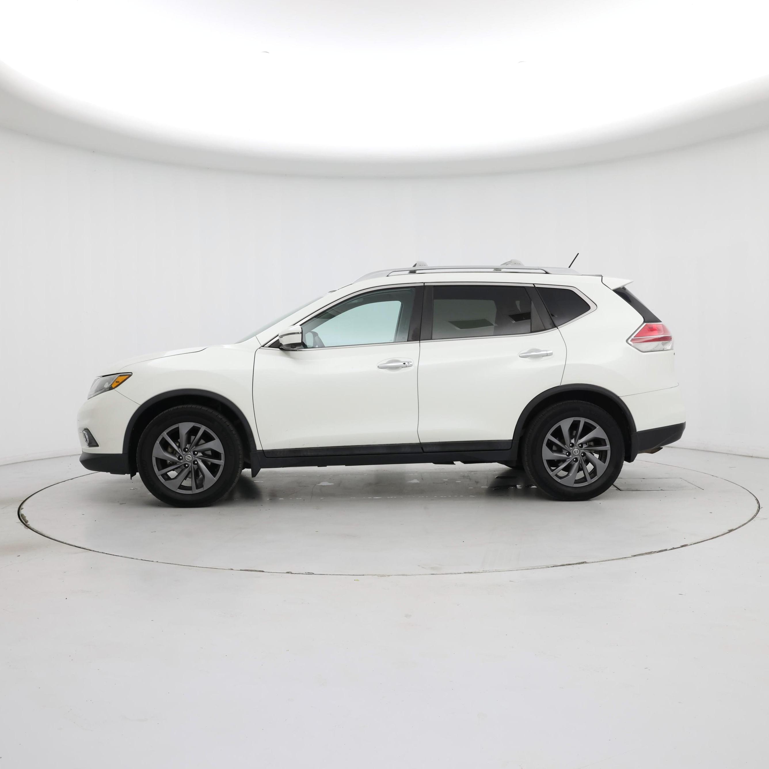 Thumbnail: 2016 Nissan Rogue - 3