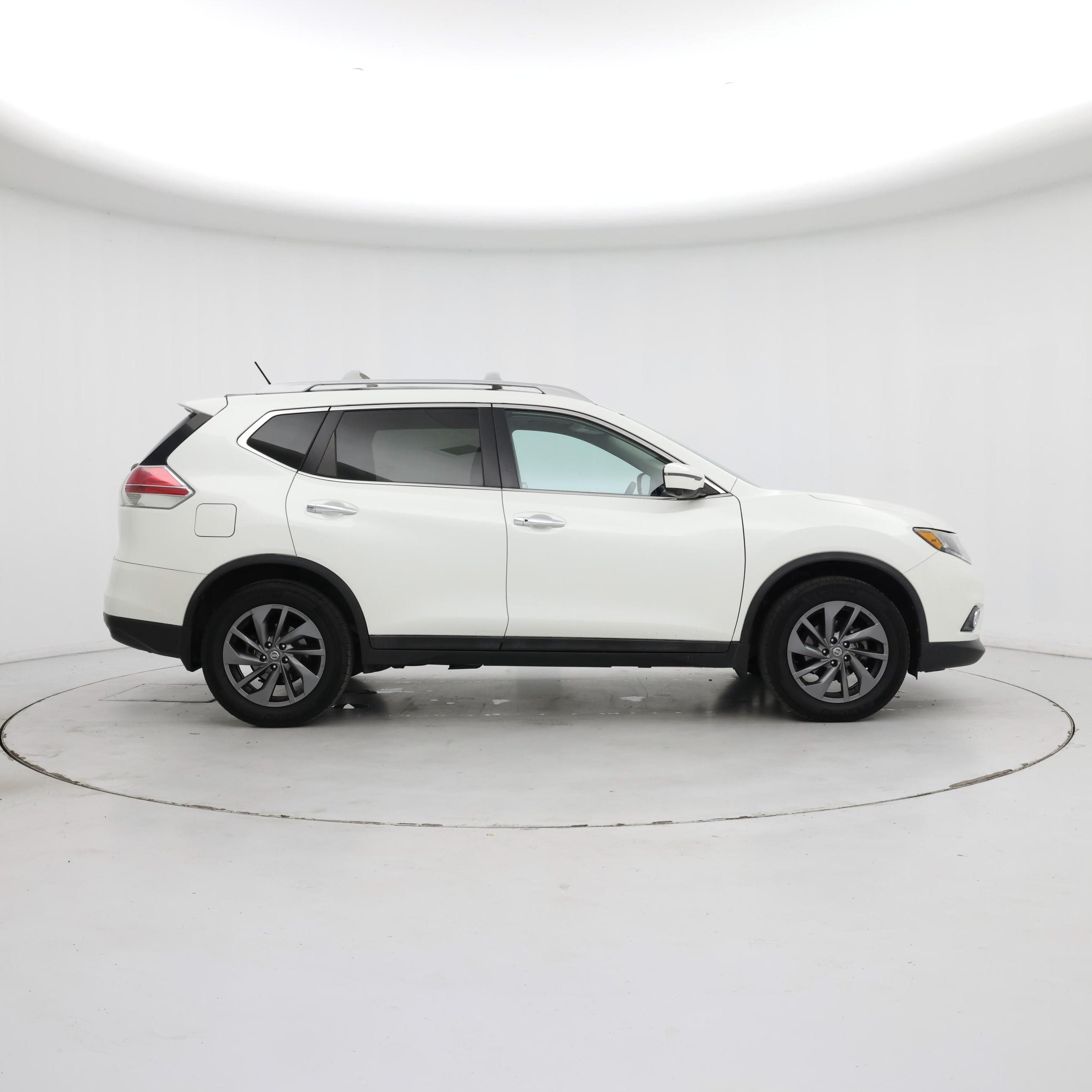 Thumbnail: 2016 Nissan Rogue - 7