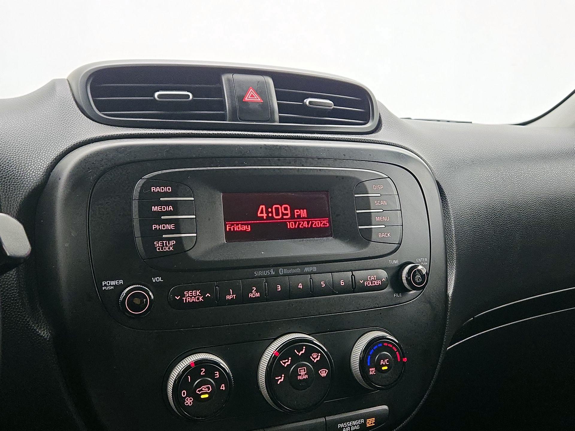 Thumbnail: 2014 Kia Soul - 14
