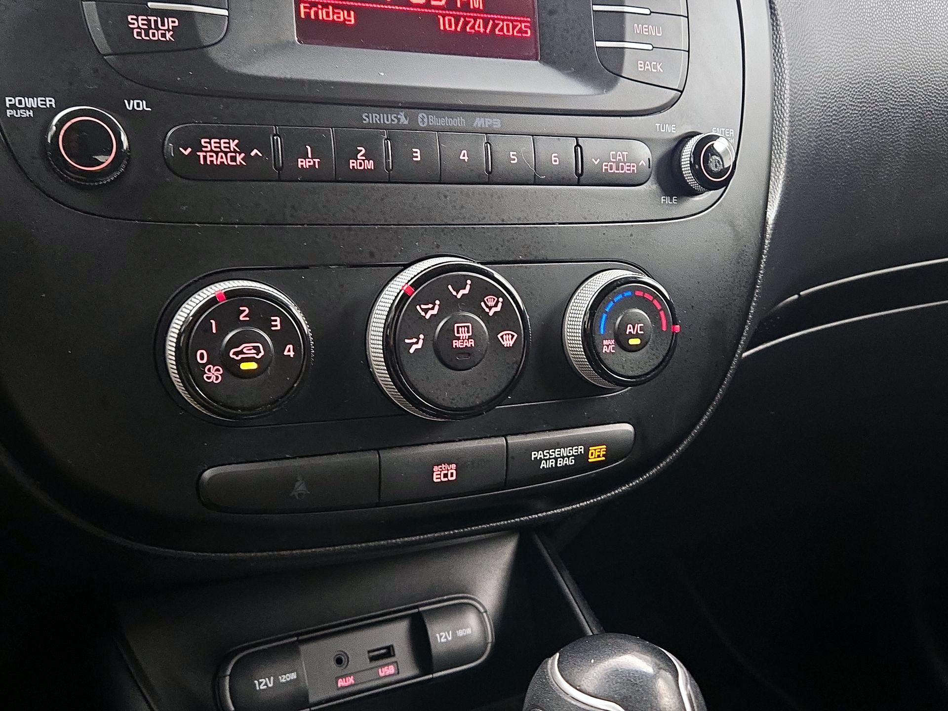 Thumbnail: 2014 Kia Soul - 15