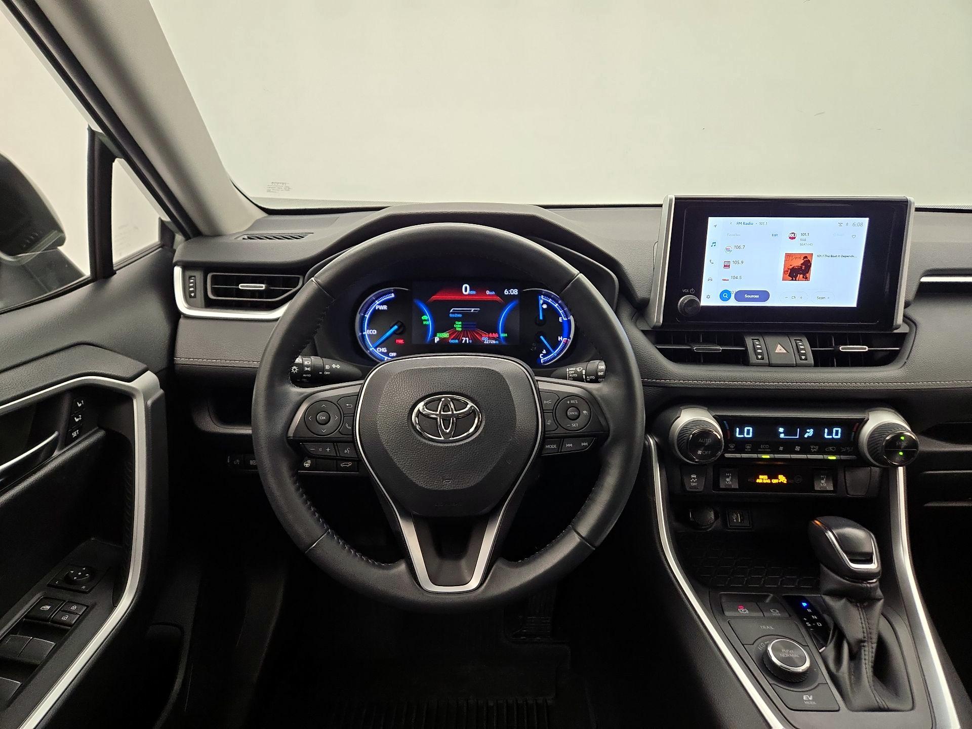 Thumbnail: 2023 Toyota RAV4 - 10