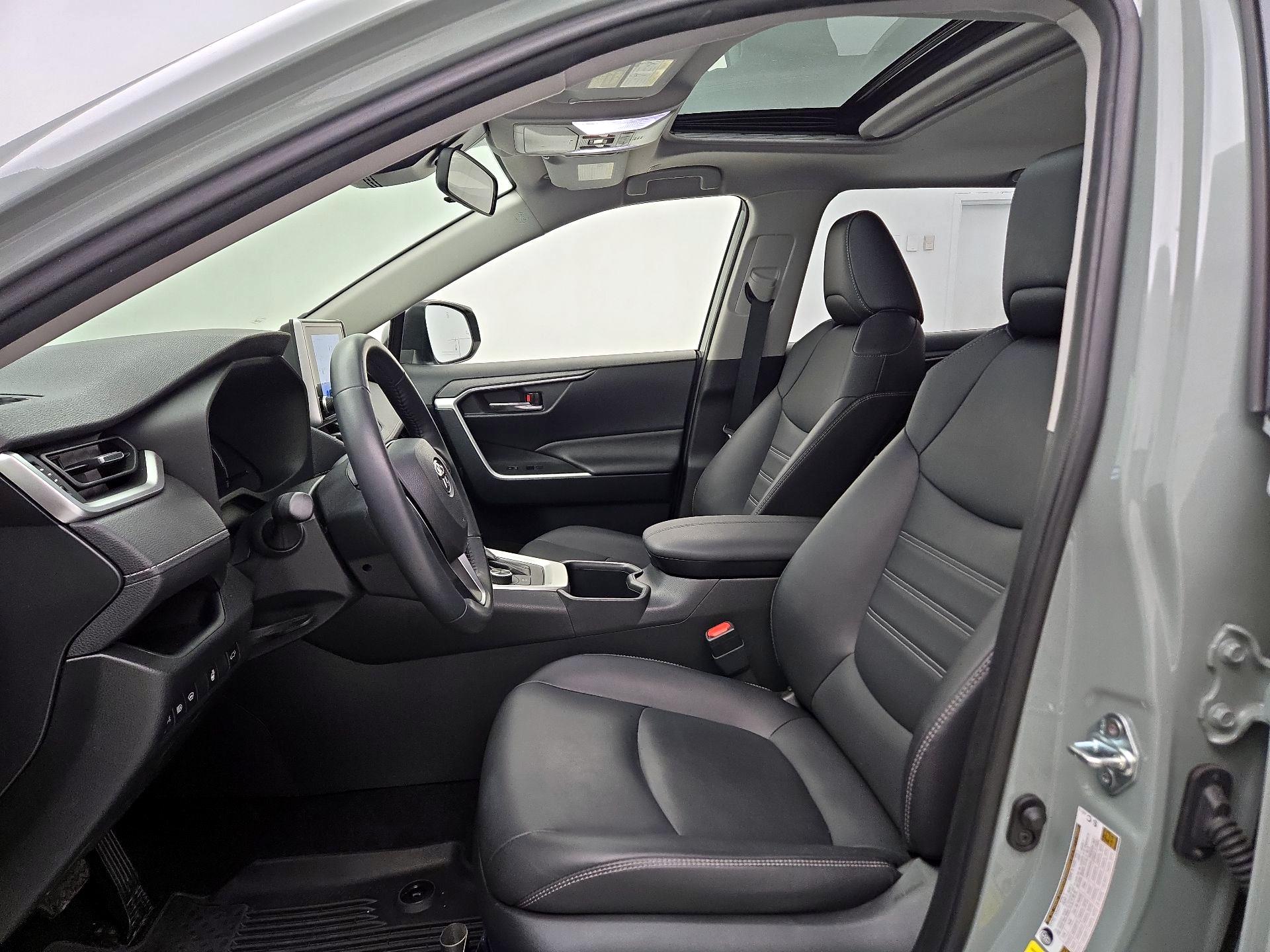 Thumbnail: 2023 Toyota RAV4 - 11