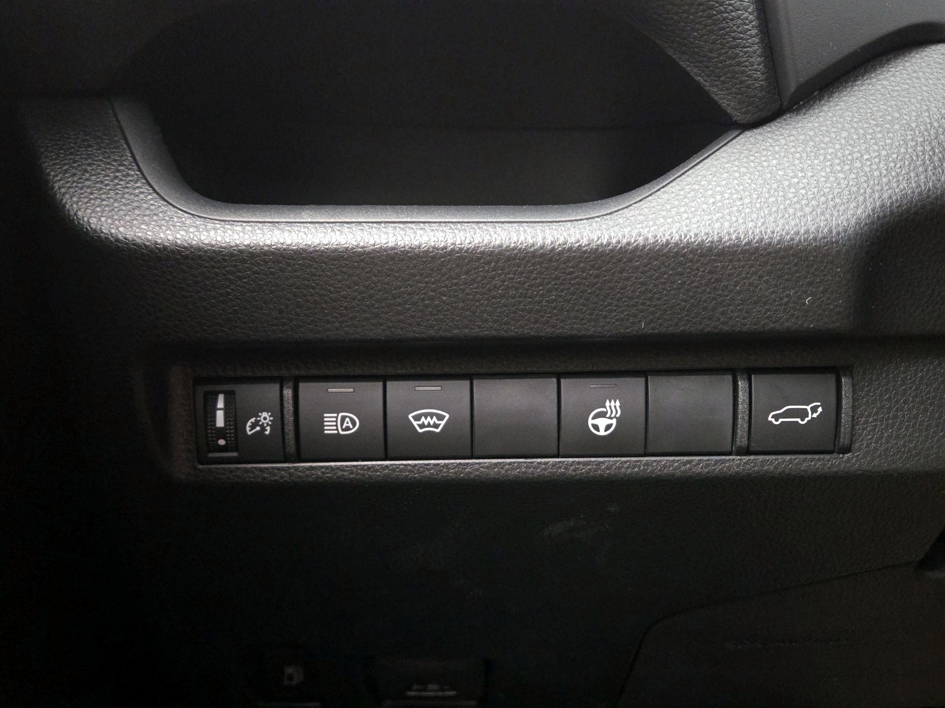 Thumbnail: 2023 Toyota RAV4 - 13