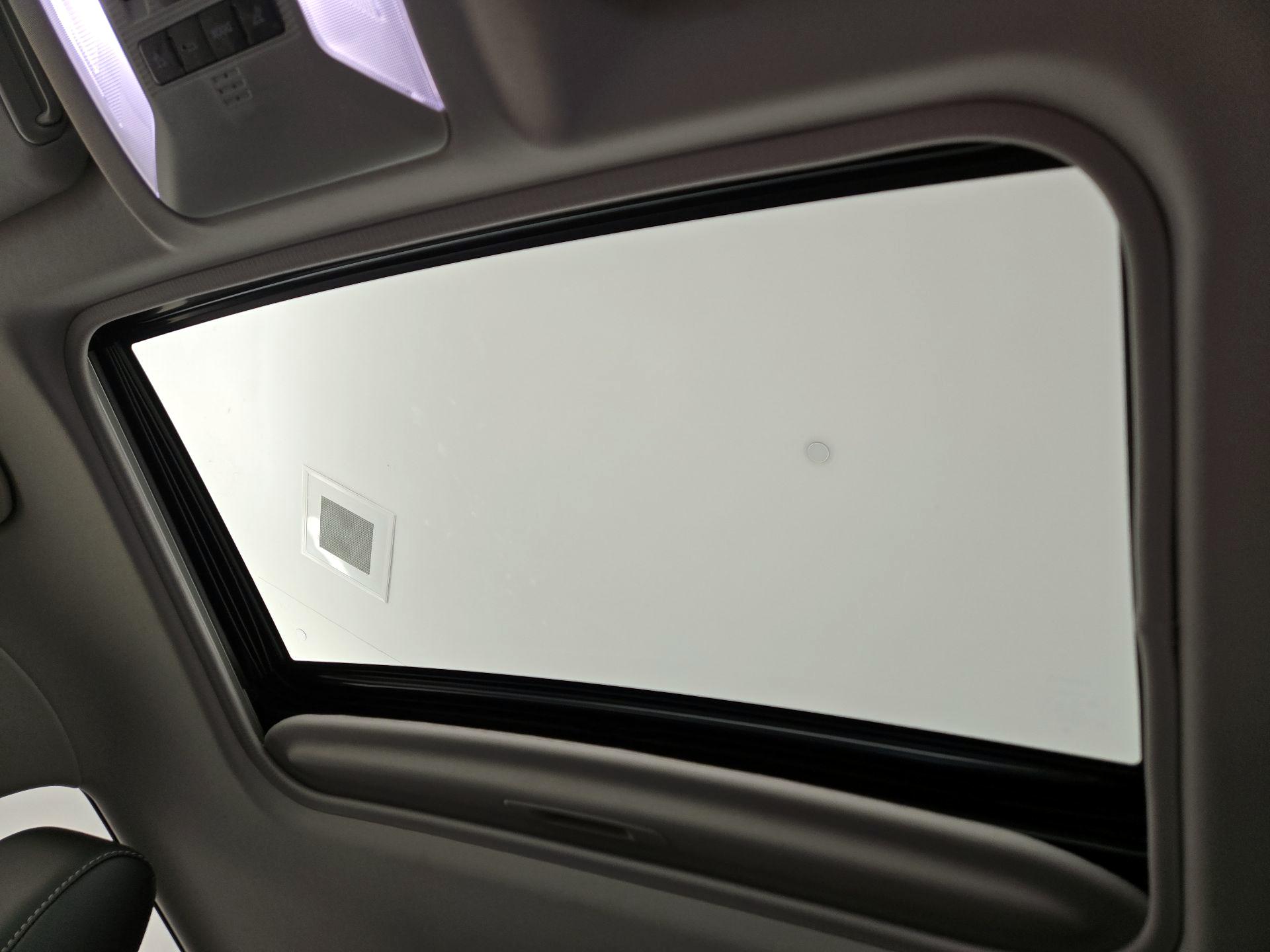 Thumbnail: 2023 Toyota RAV4 - 19