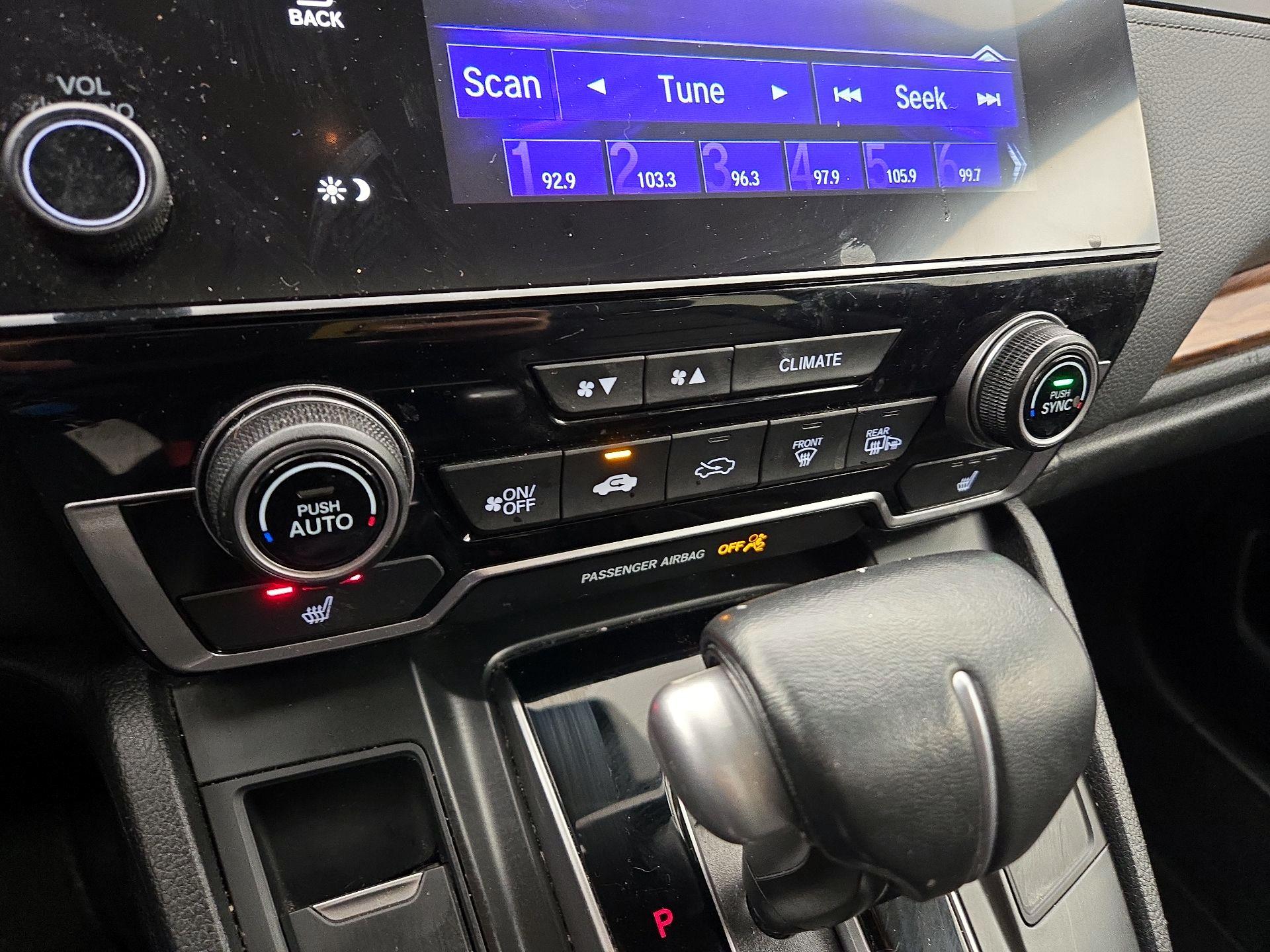 Thumbnail: 2019 Honda CR-V - 16