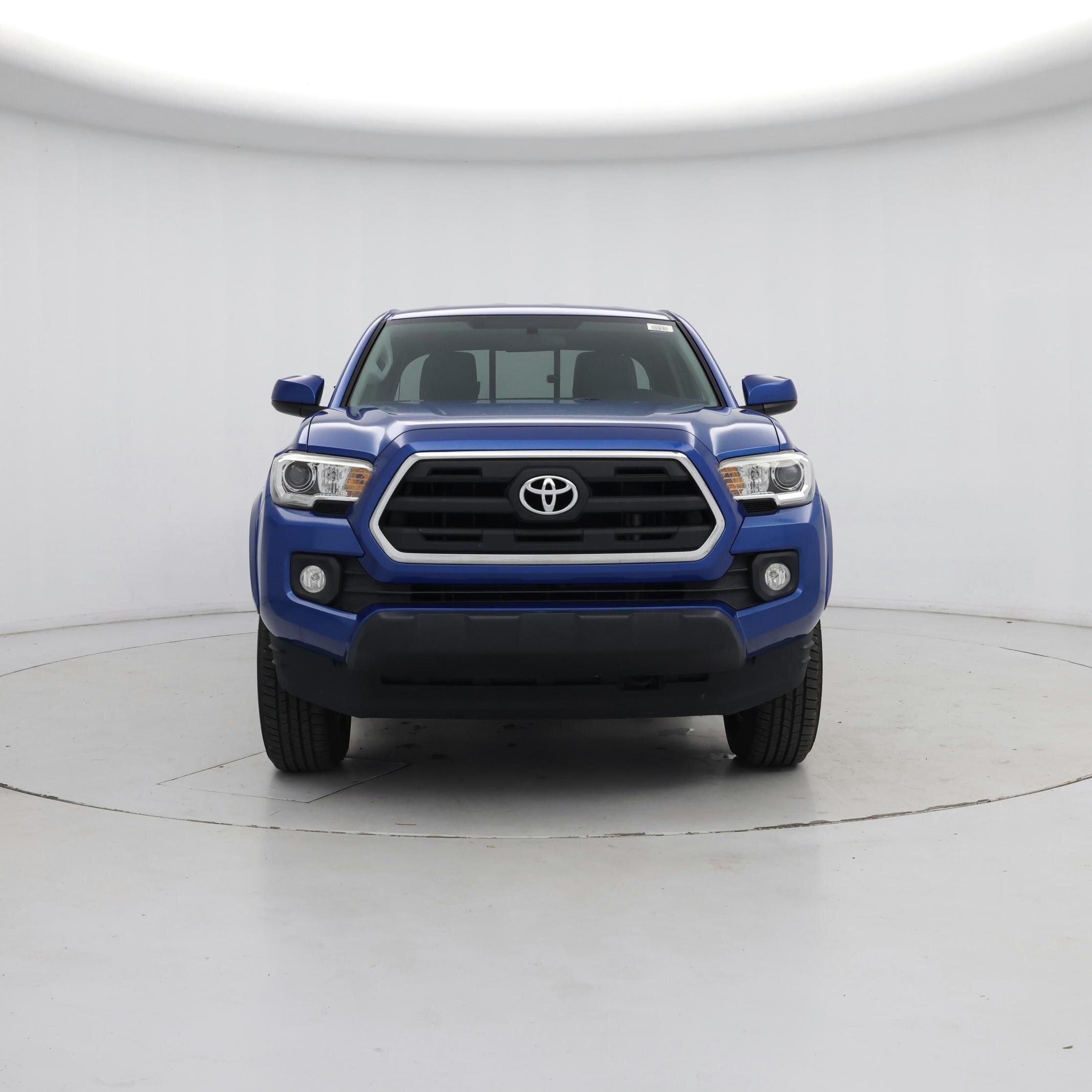 Thumbnail: 2016 Toyota Tacoma - 5