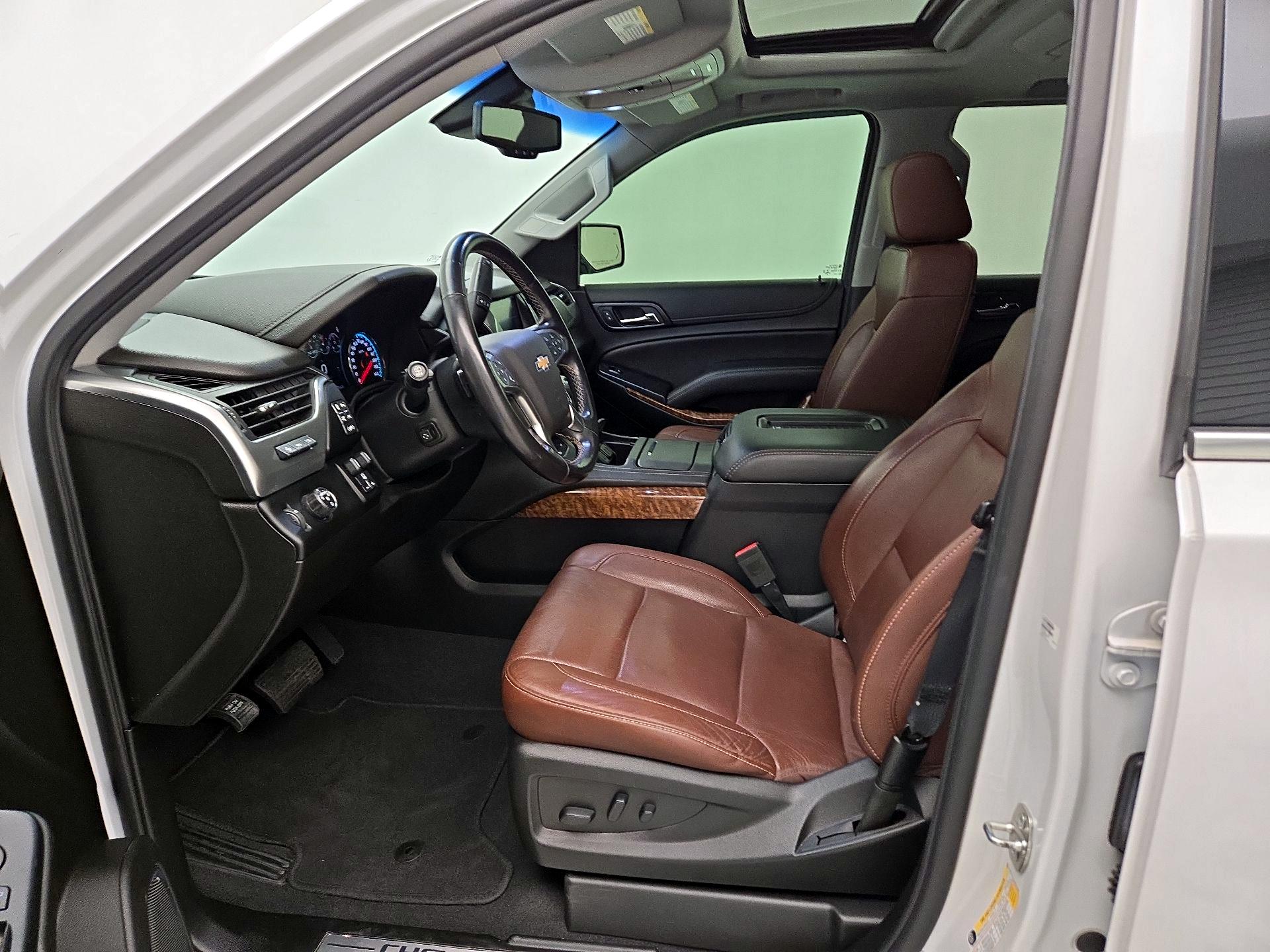 Thumbnail: 2019 Chevrolet Tahoe - 11