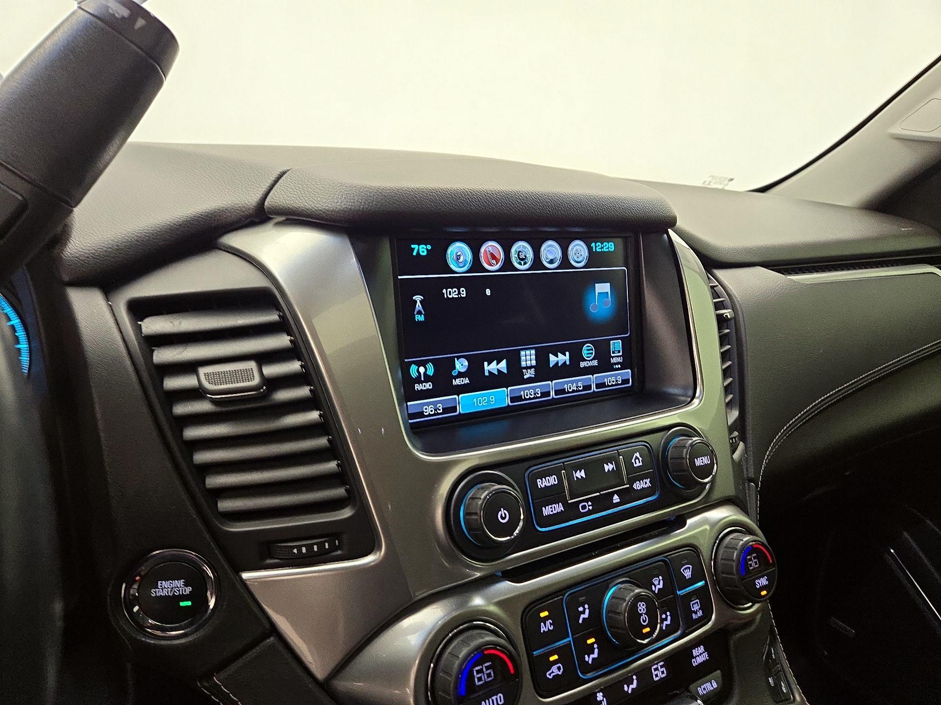 Thumbnail: 2019 Chevrolet Tahoe - 16