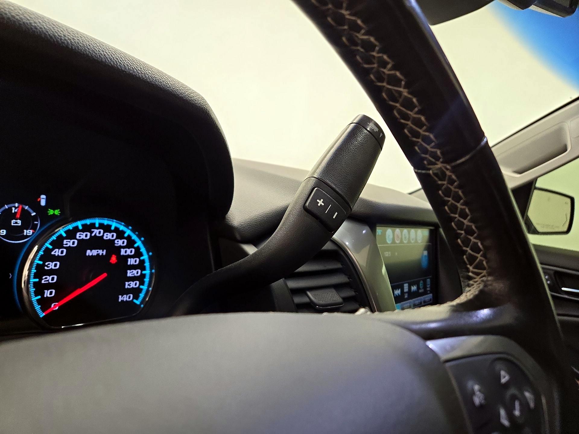 Thumbnail: 2019 Chevrolet Tahoe - 18