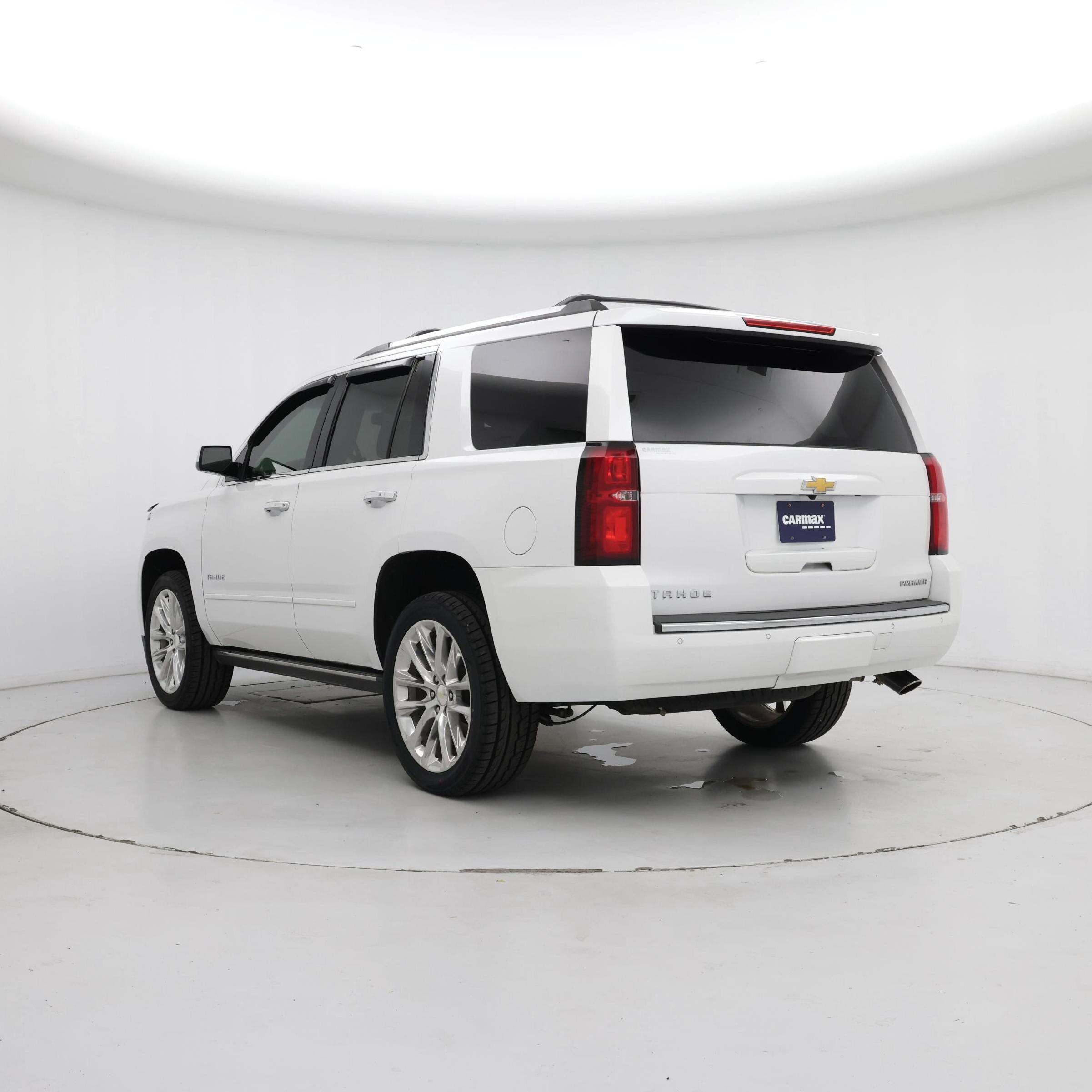 Thumbnail: 2019 Chevrolet Tahoe - 2