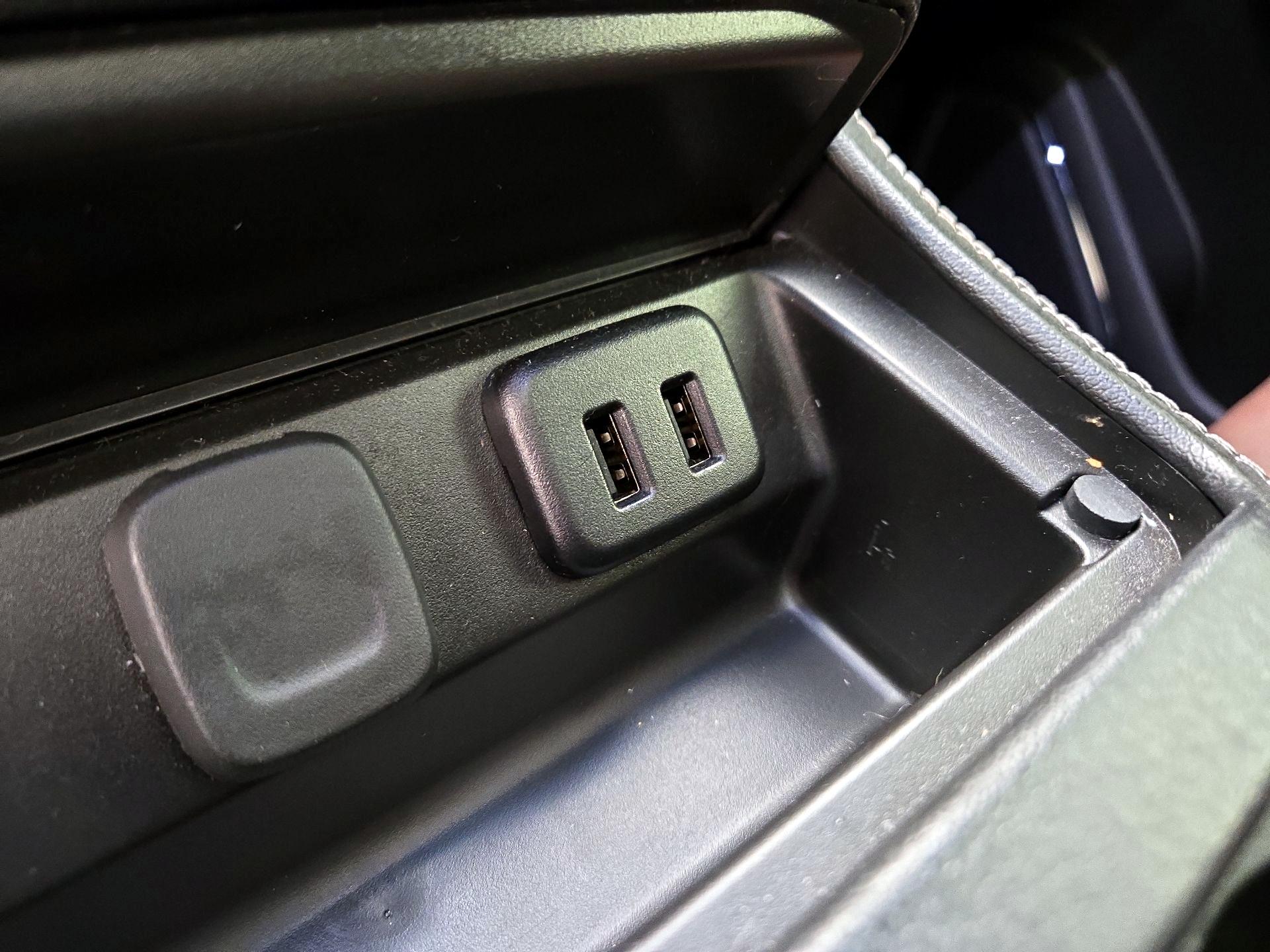 Thumbnail: 2019 Chevrolet Tahoe - 19