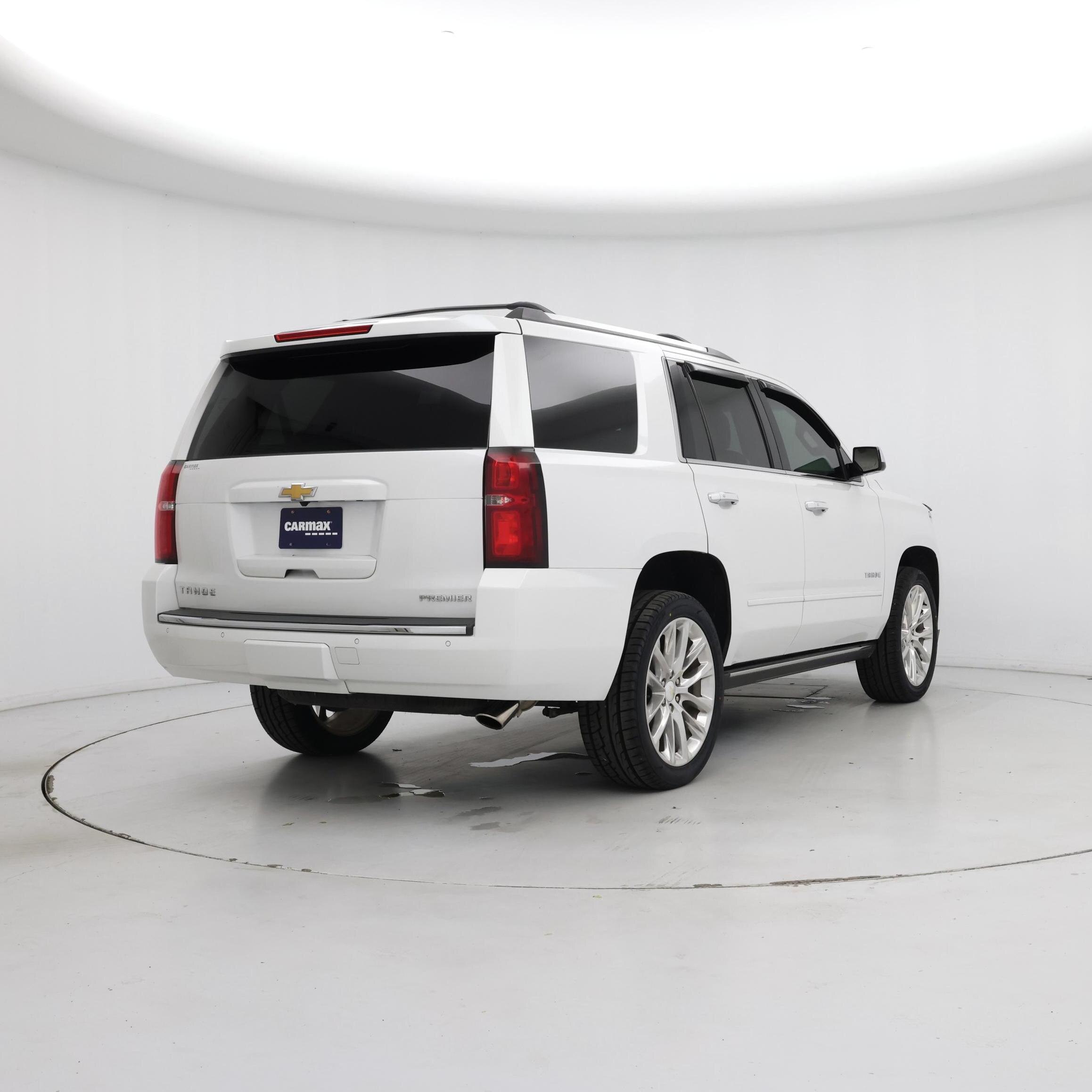 Thumbnail: 2019 Chevrolet Tahoe - 8