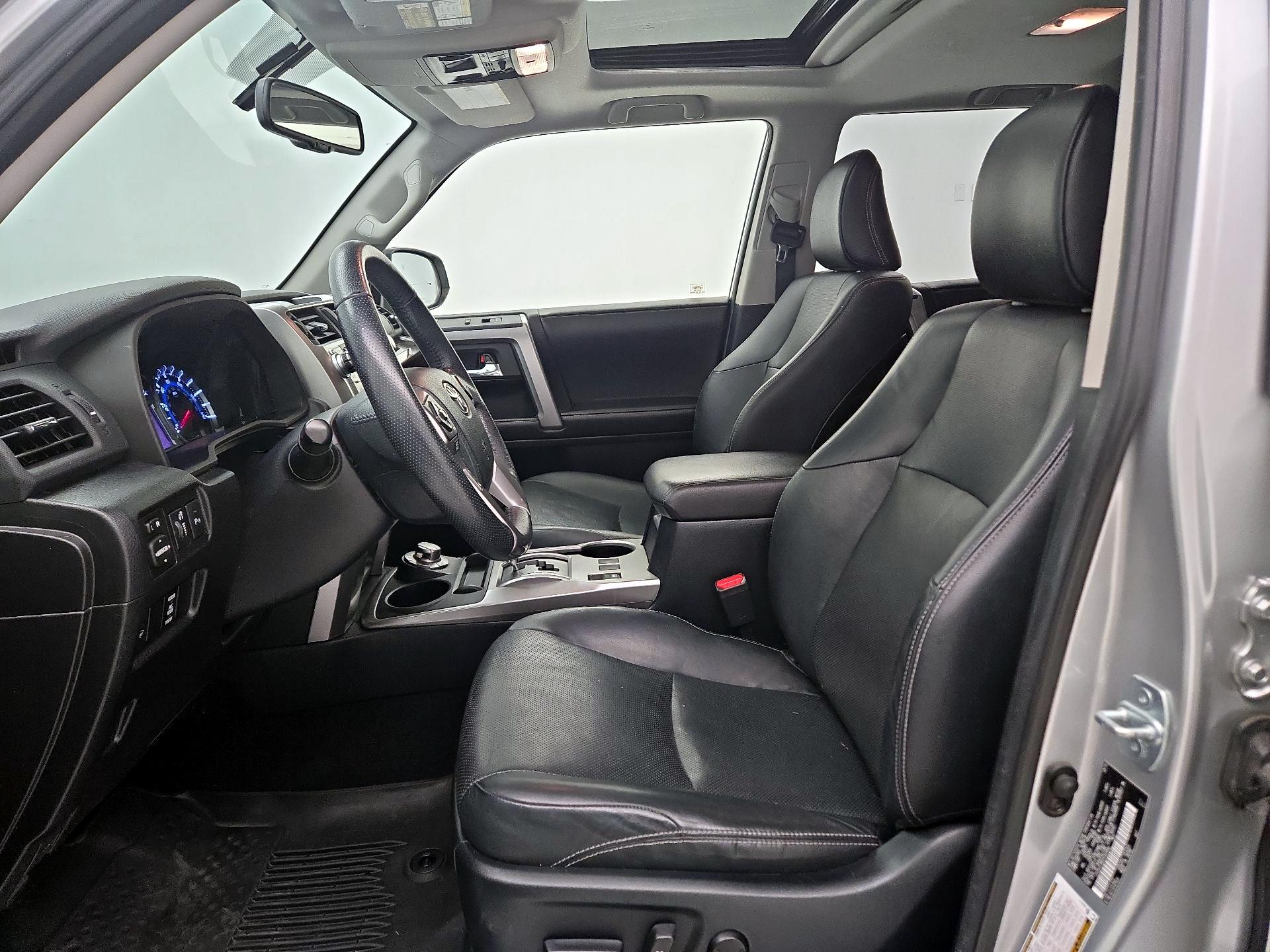 Thumbnail: 2016 Toyota 4Runner - 11