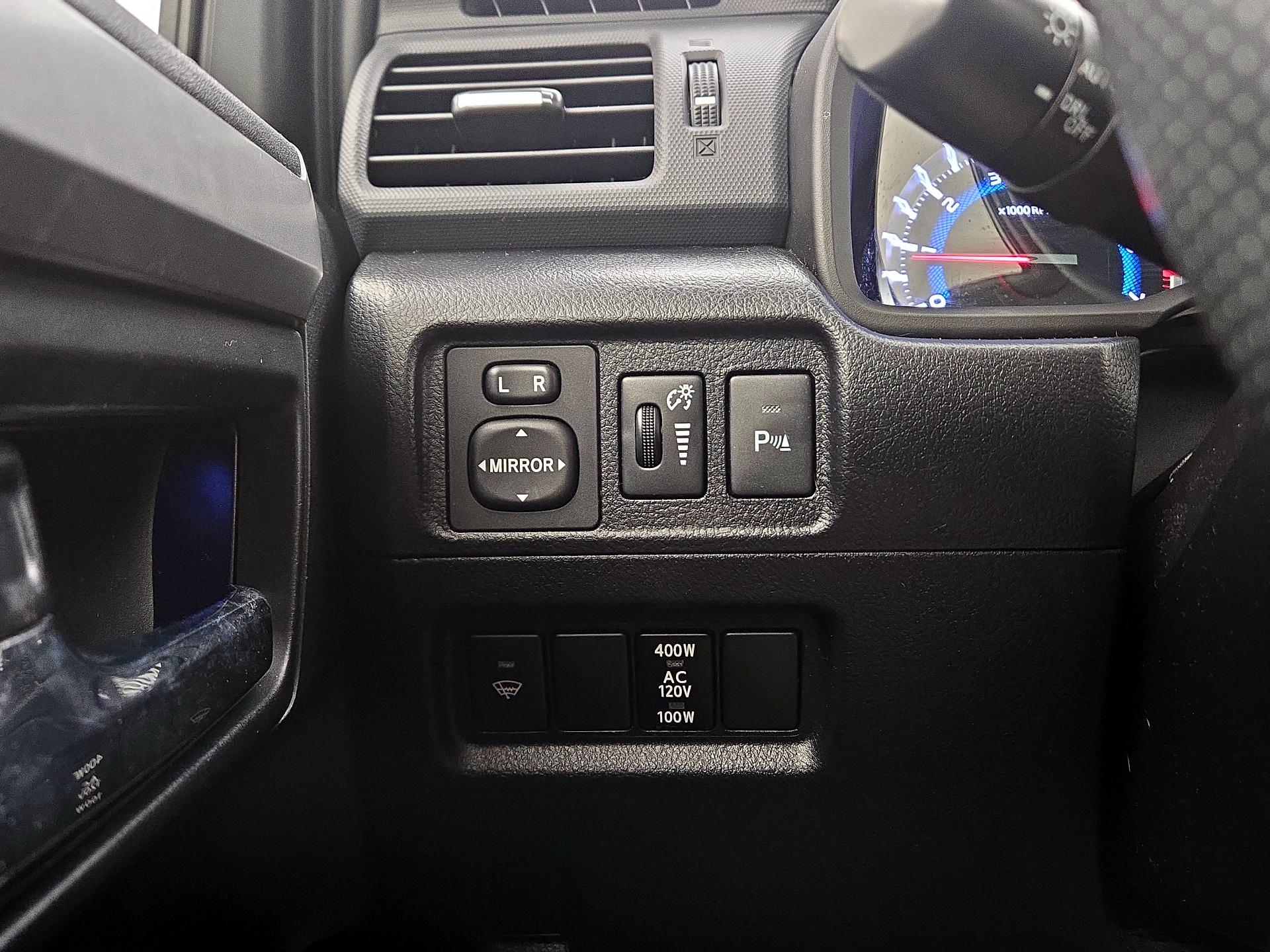 Thumbnail: 2016 Toyota 4Runner - 13