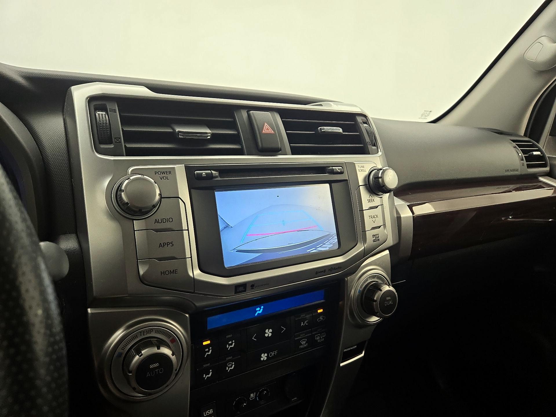 Thumbnail: 2016 Toyota 4Runner - 14