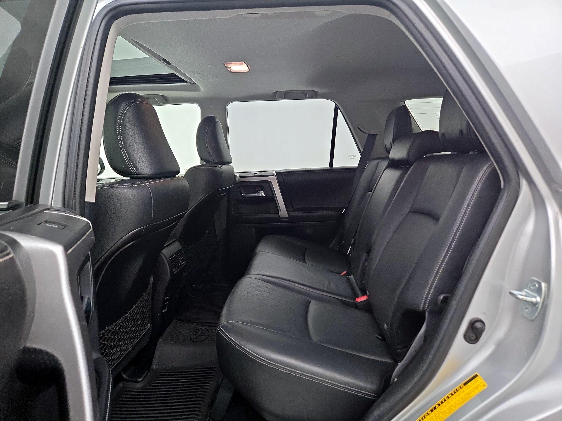 Thumbnail: 2016 Toyota 4Runner - 20