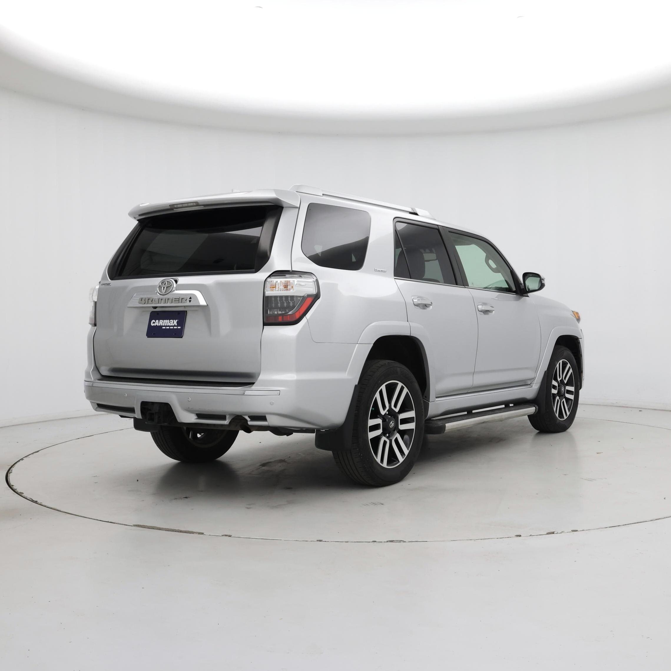 Thumbnail: 2016 Toyota 4Runner - 8