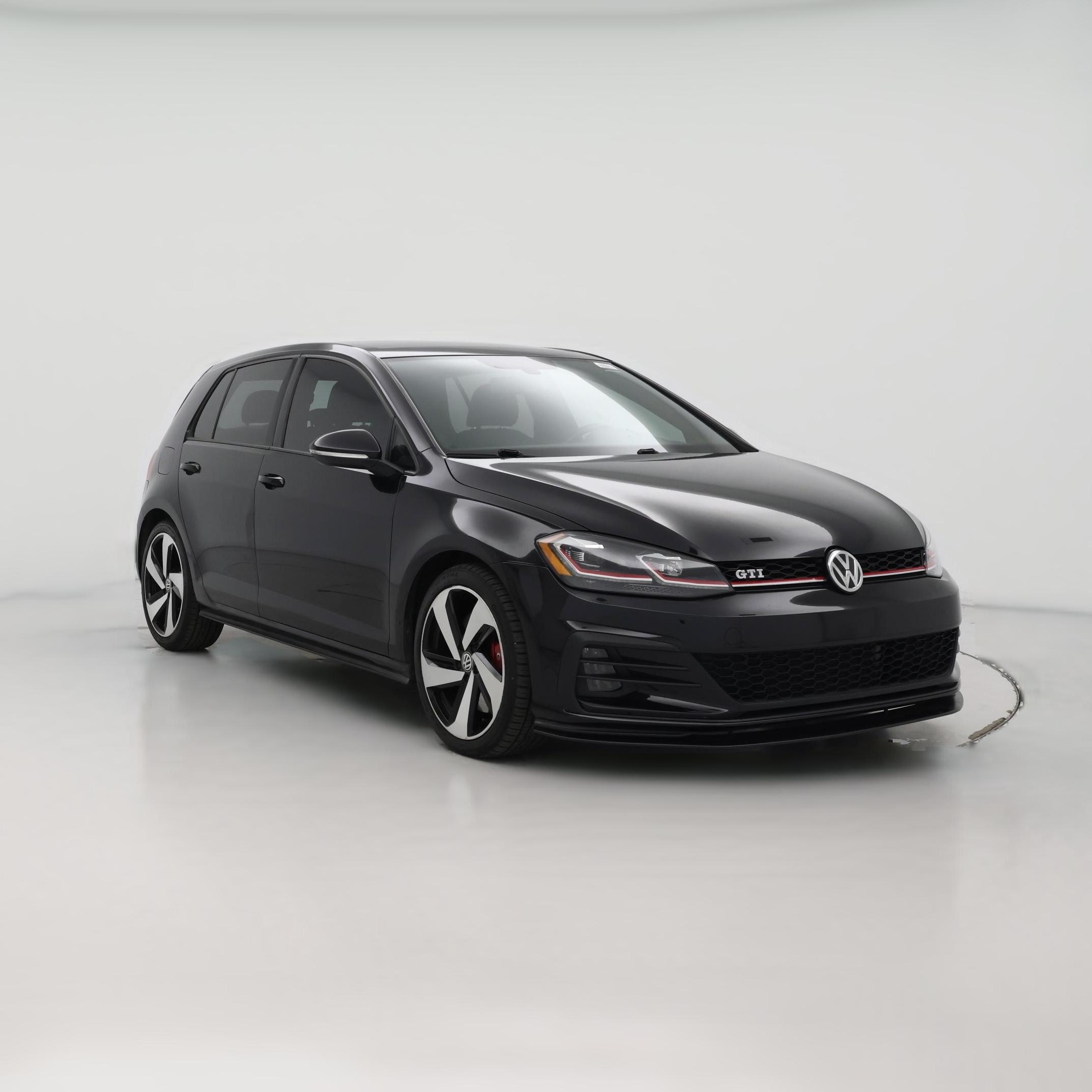 Thumbnail: 2018 Volkswagen Golf - 1