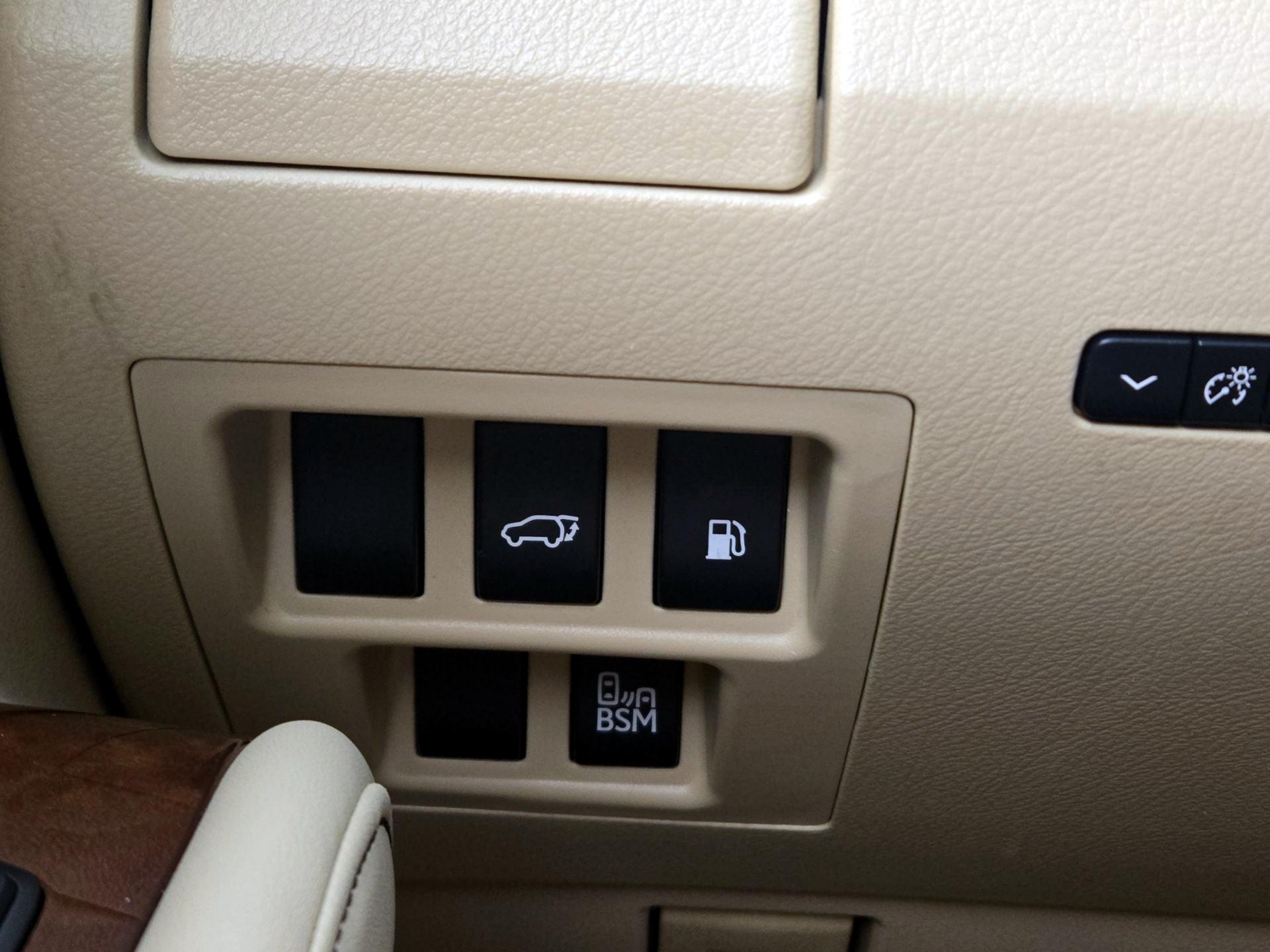 Thumbnail: 2015 Lexus RX - 13