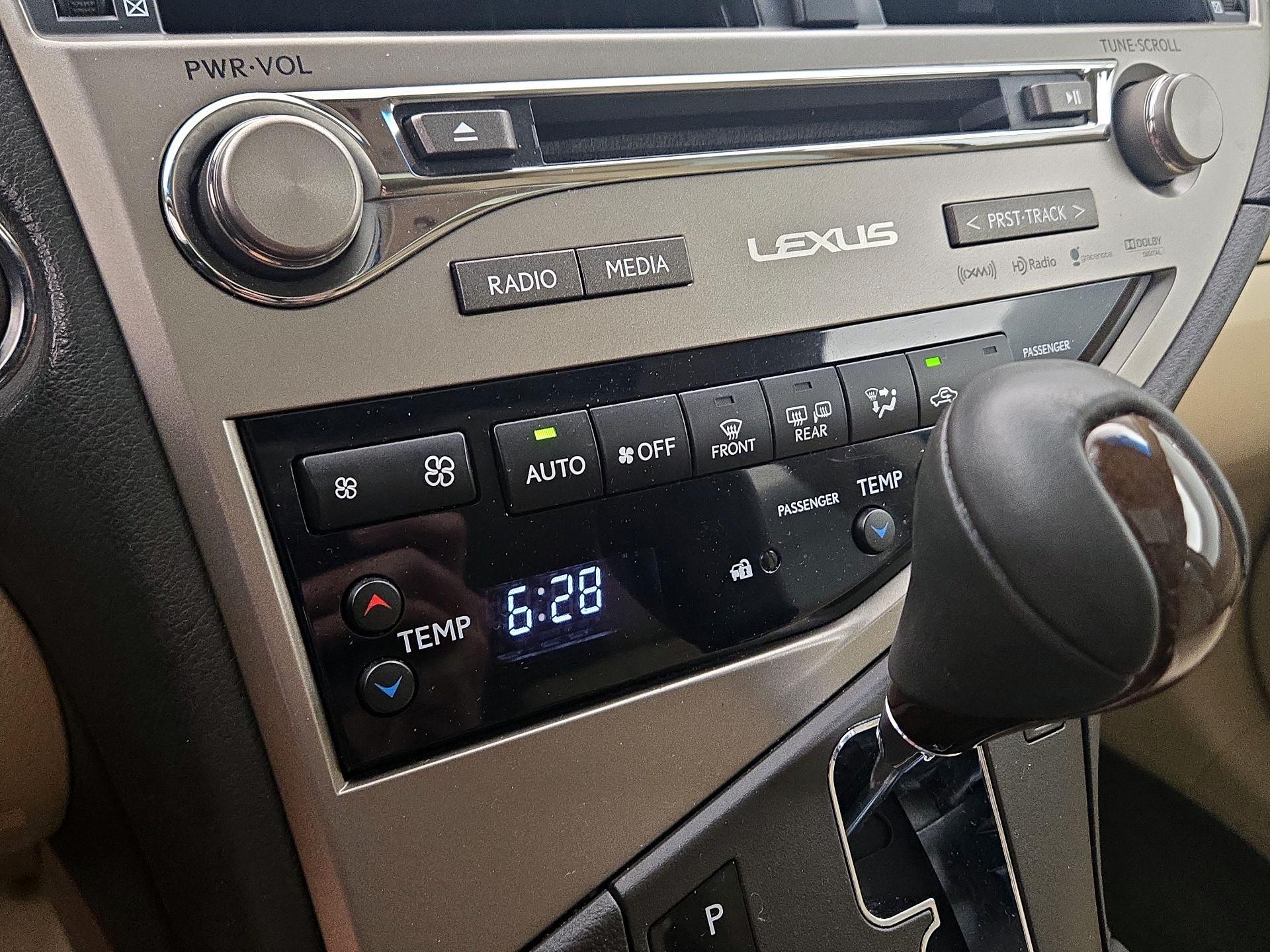 Thumbnail: 2015 Lexus RX - 17