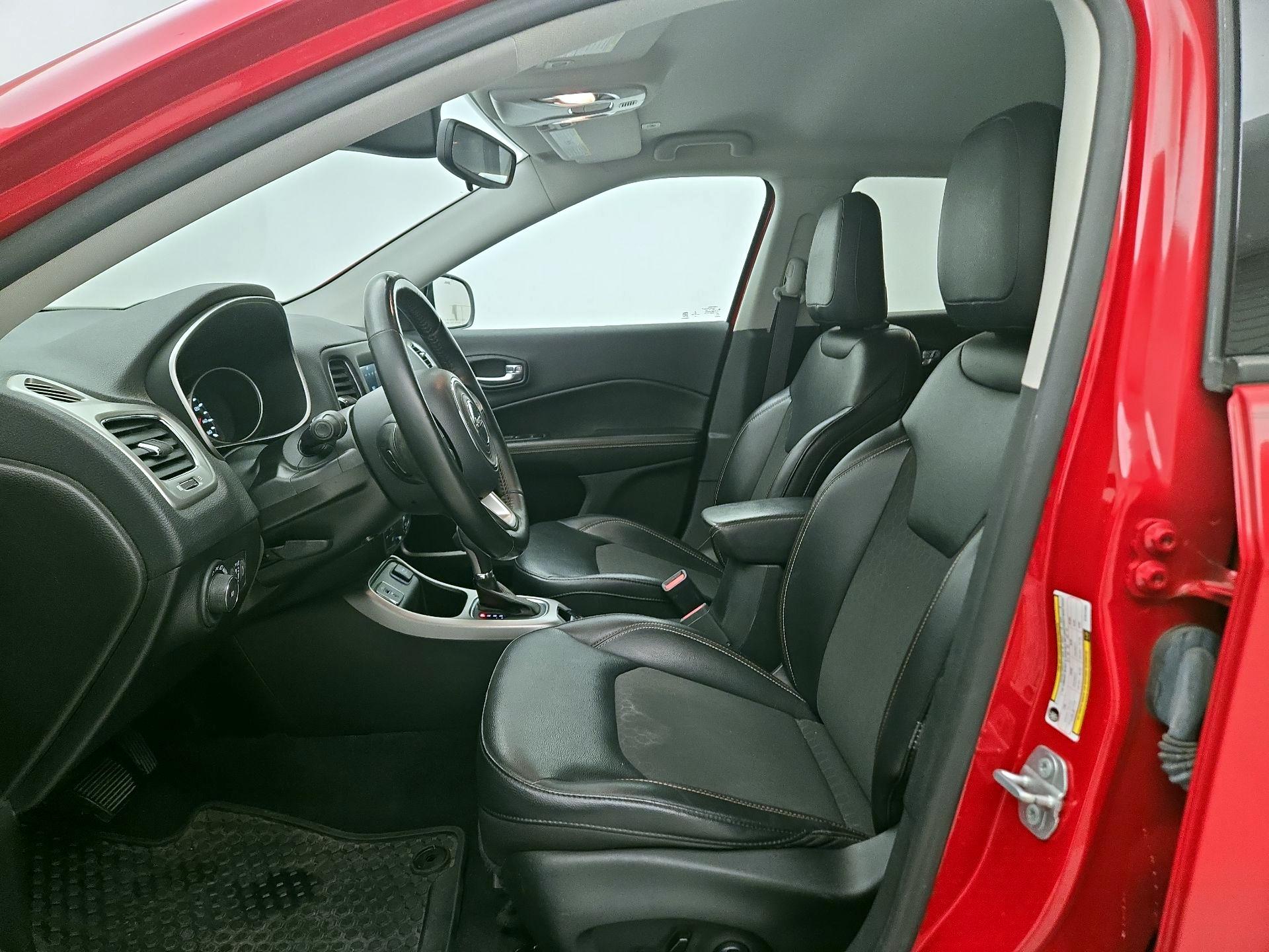 Thumbnail: 2019 Jeep Compass - 11