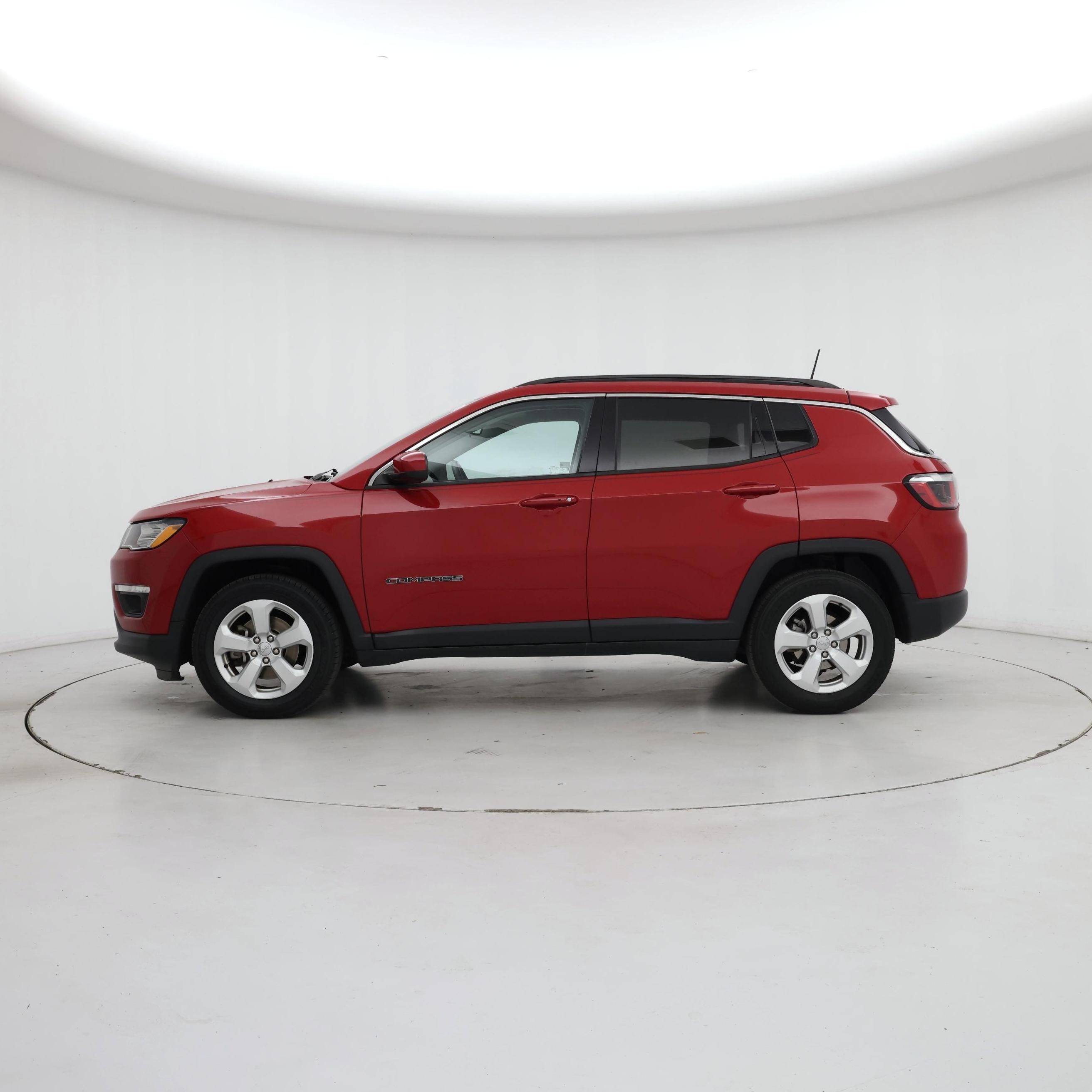 Thumbnail: 2019 Jeep Compass - 3
