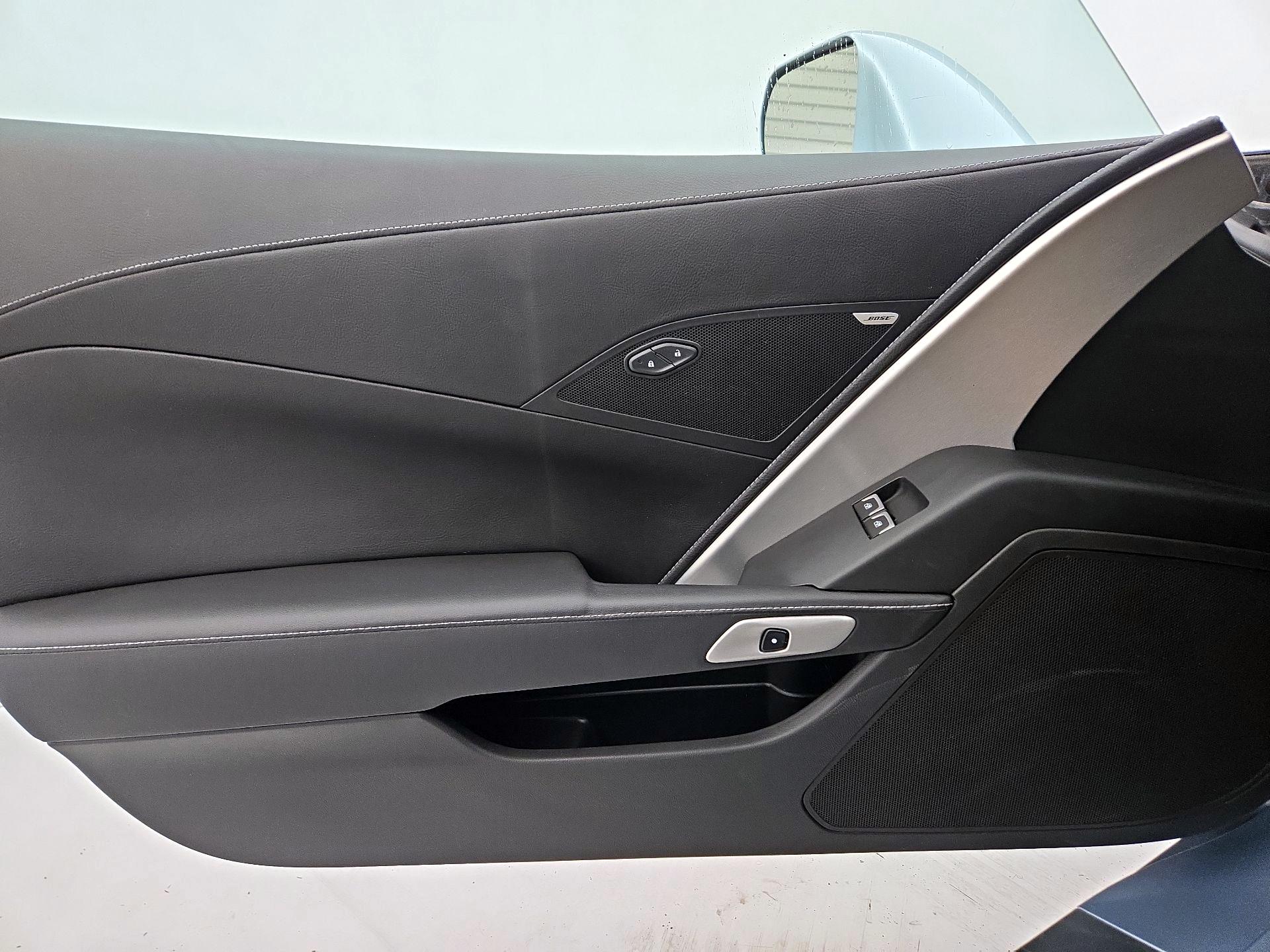 Thumbnail: 2017 Chevrolet Corvette - 12