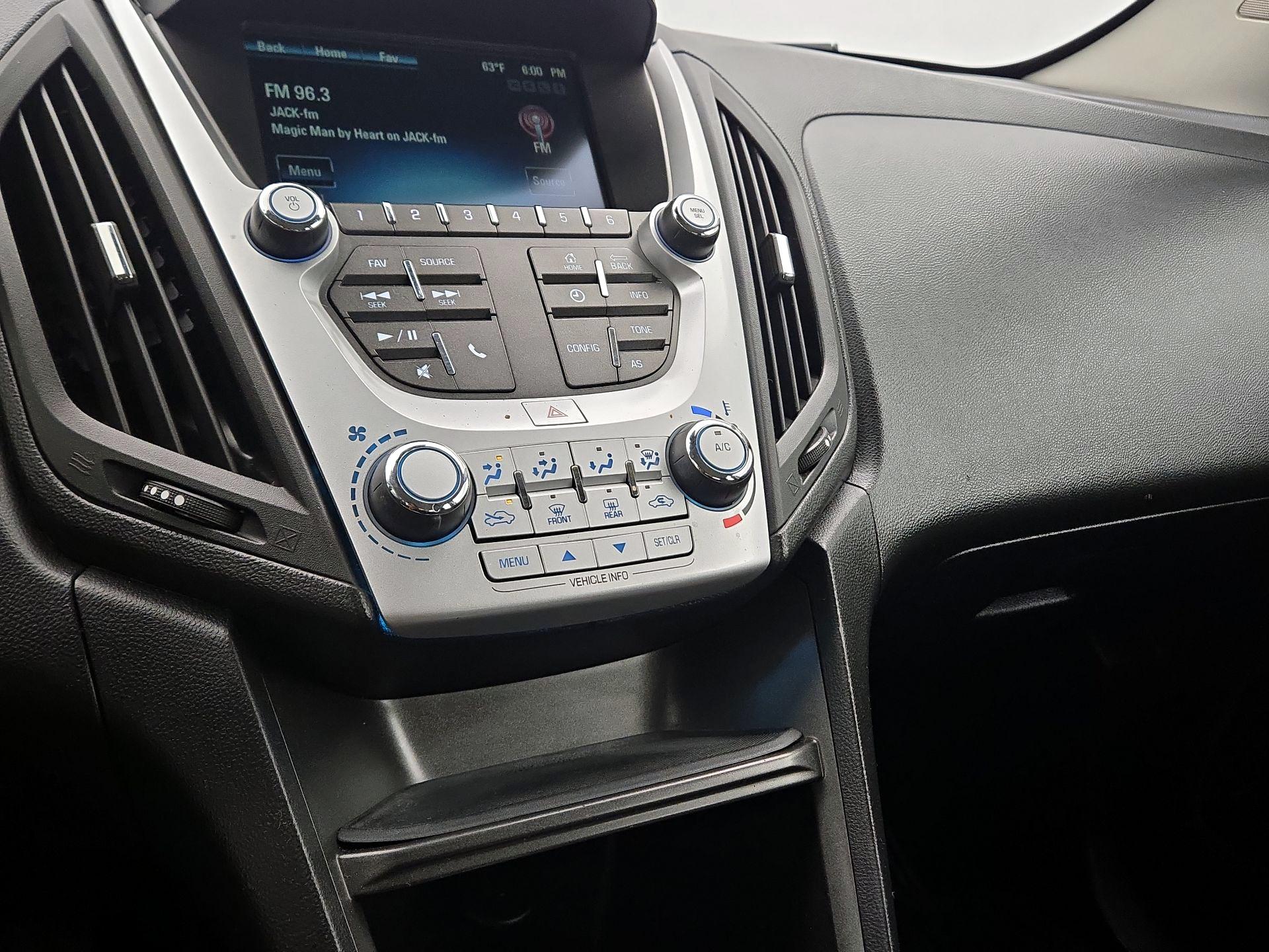 Thumbnail: 2017 Chevrolet Equinox - 15