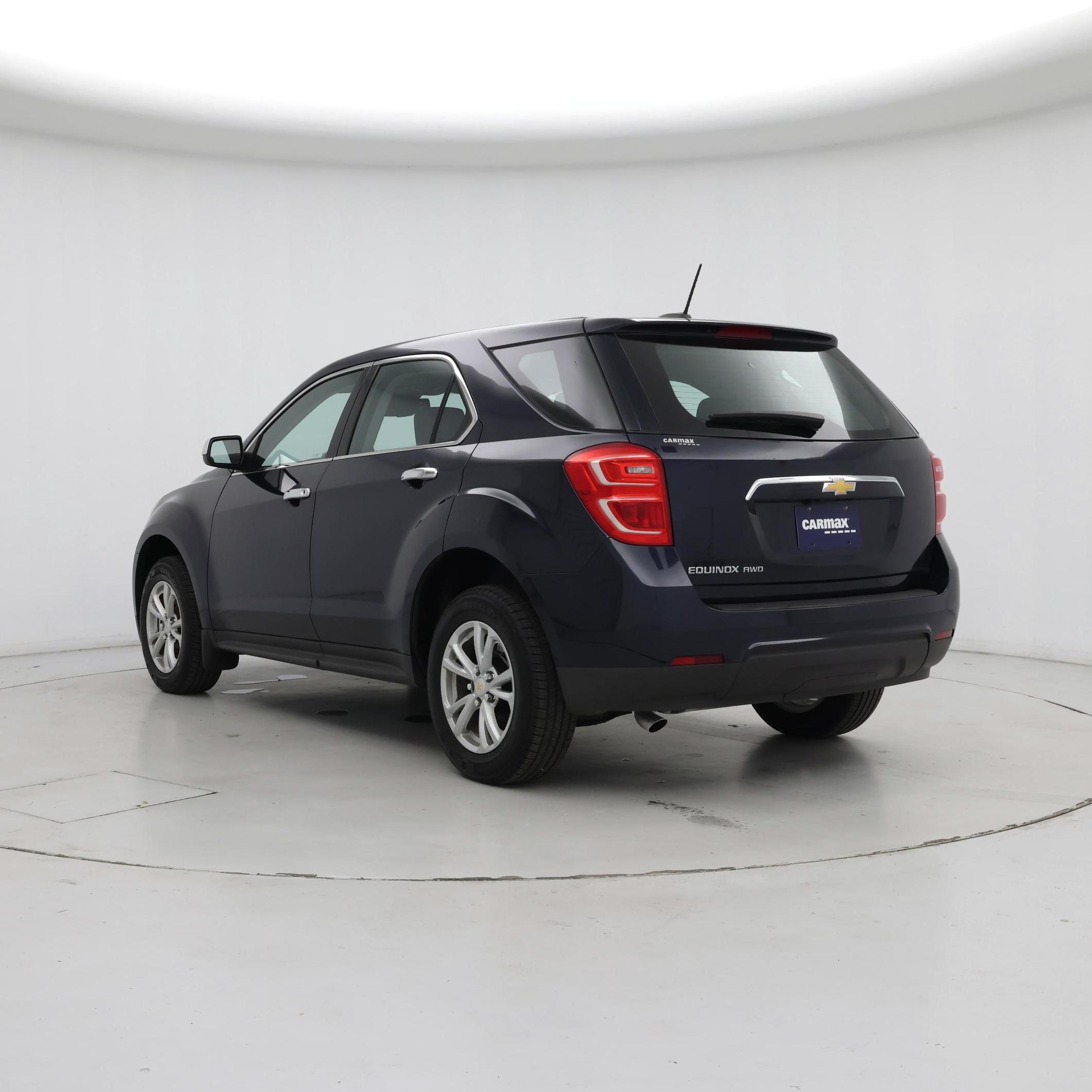 Thumbnail: 2017 Chevrolet Equinox - 2