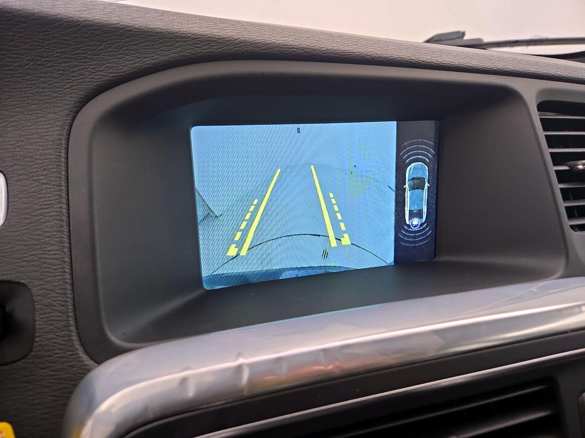 Thumbnail: 2015 Volvo S60 - 15