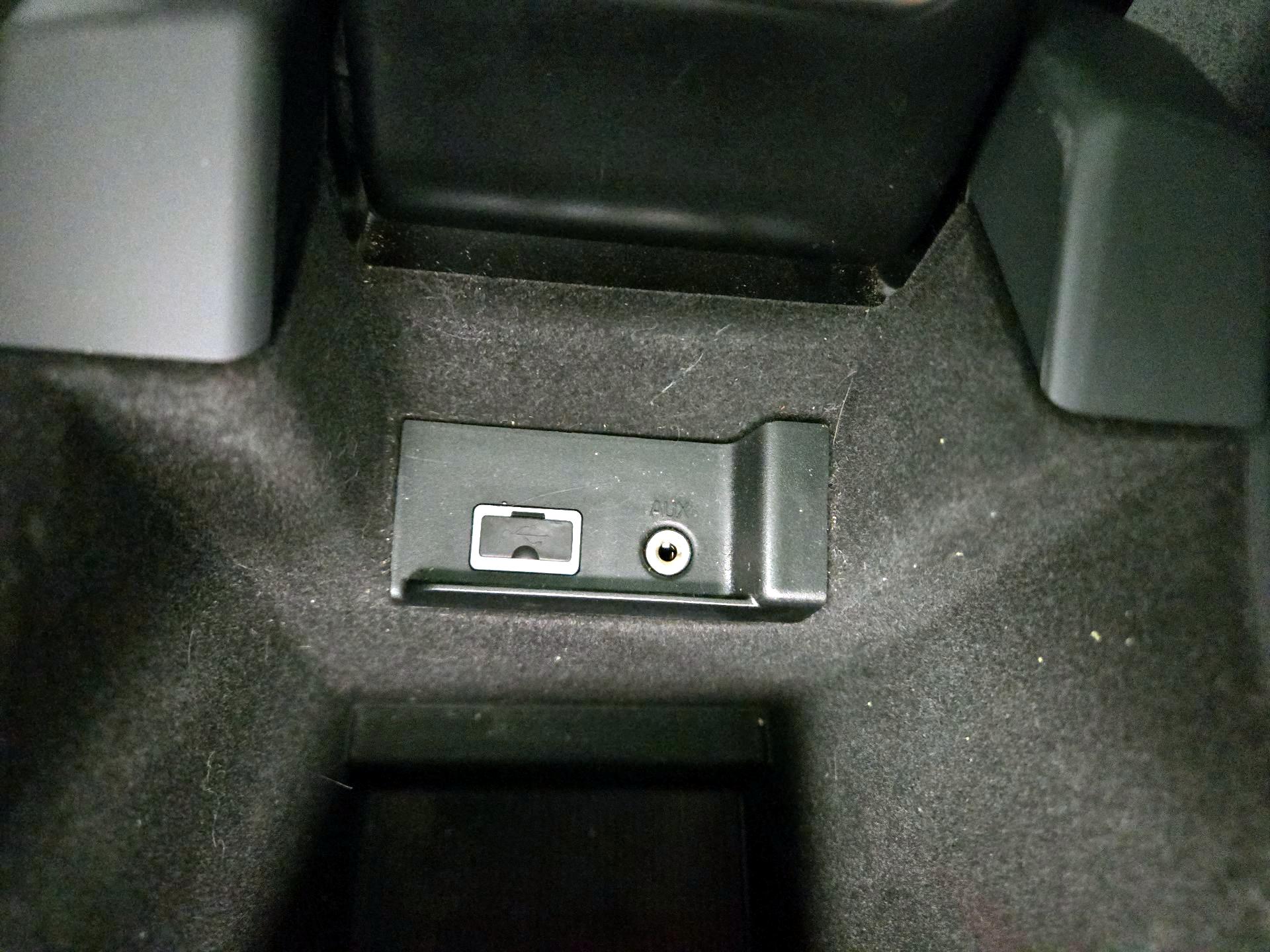 Thumbnail: 2015 Volvo S60 - 19