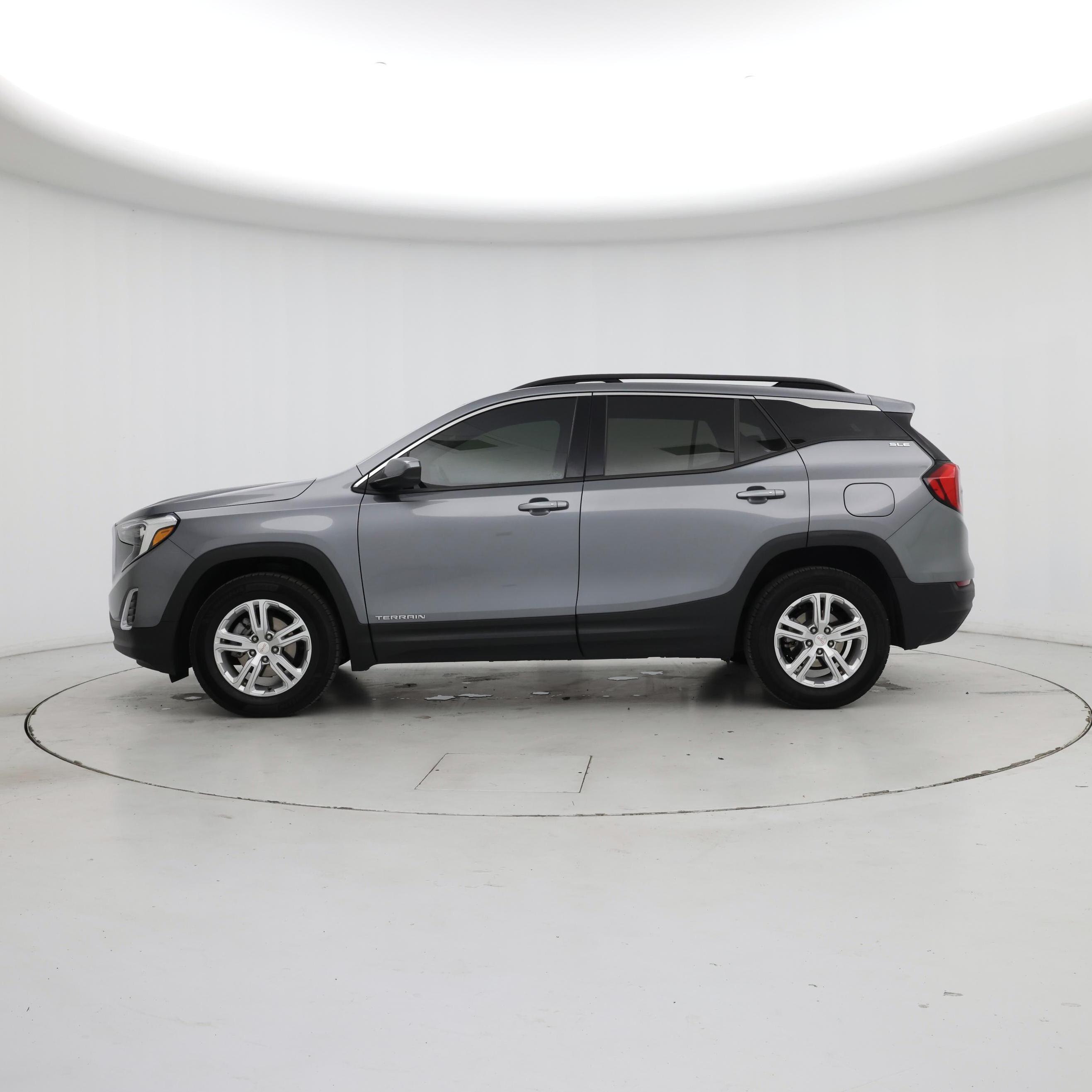 Thumbnail: 2020 GMC Terrain - 3