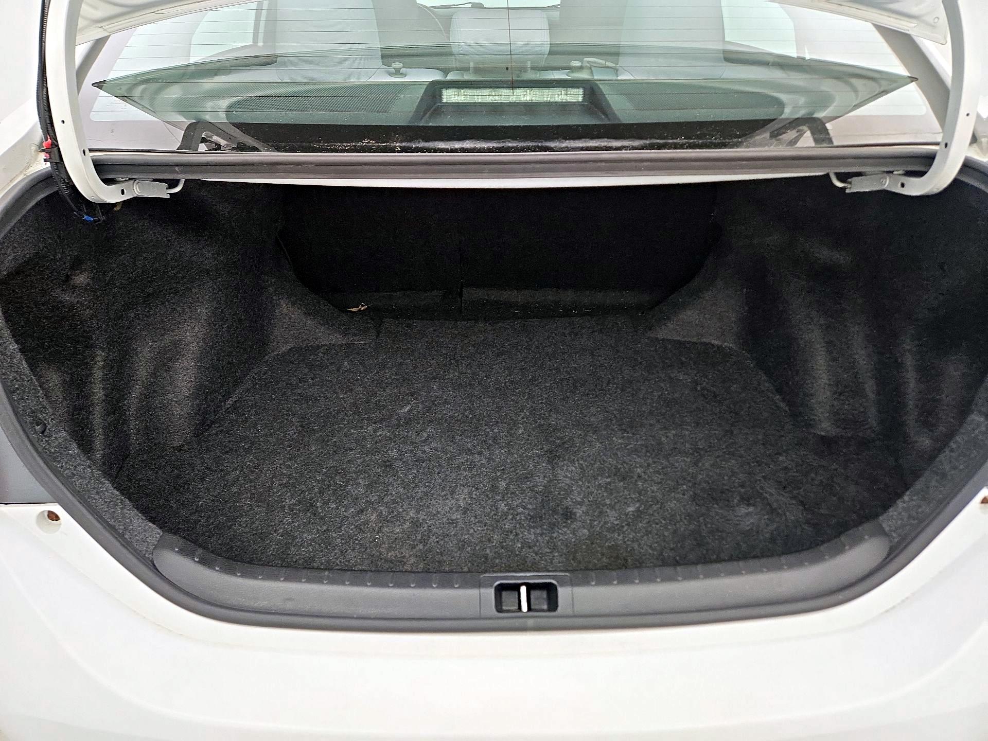 Thumbnail: 2014 Toyota Corolla - 20