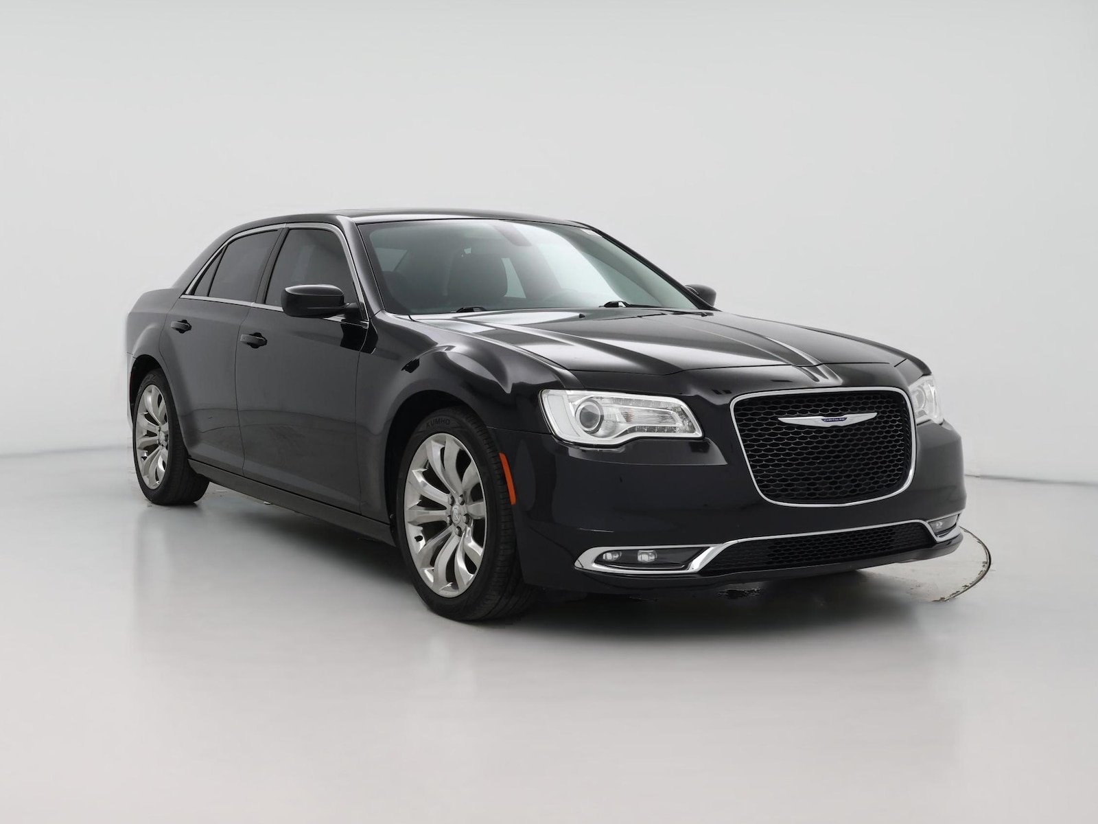 2019 Chrysler 300 Touring