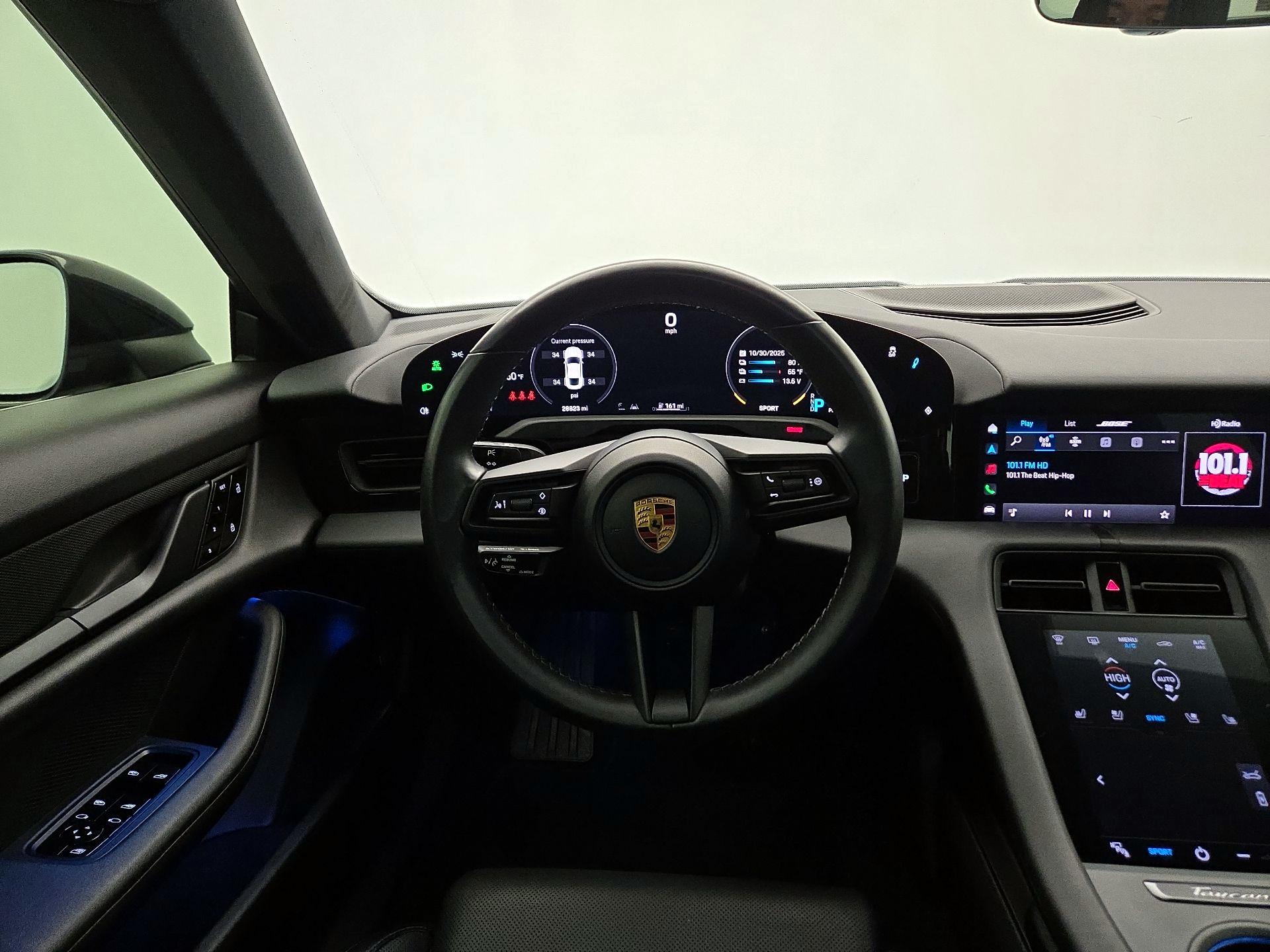 Thumbnail: 2021 Porsche Taycan - 10