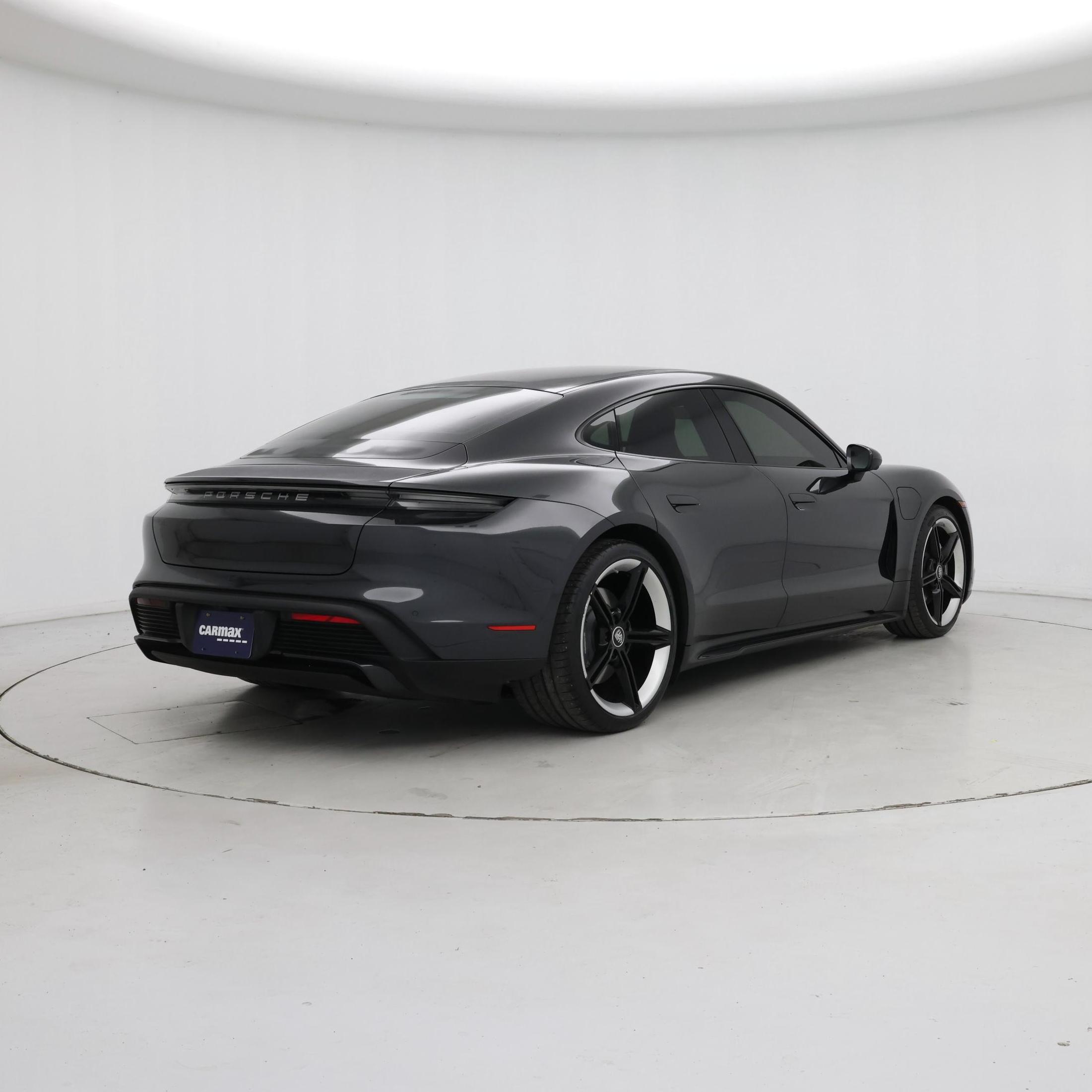 Thumbnail: 2021 Porsche Taycan - 8