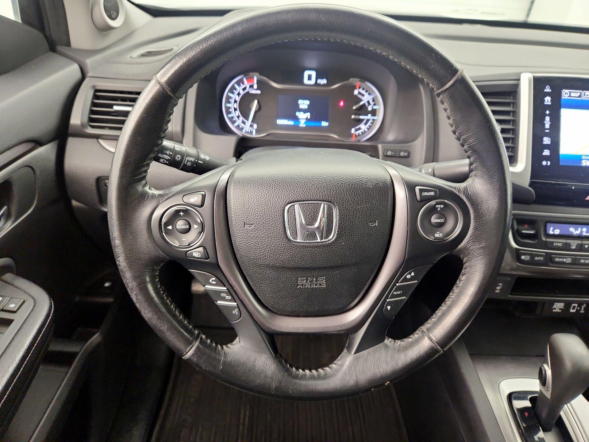 Thumbnail: 2017 Honda Ridgeline - 10