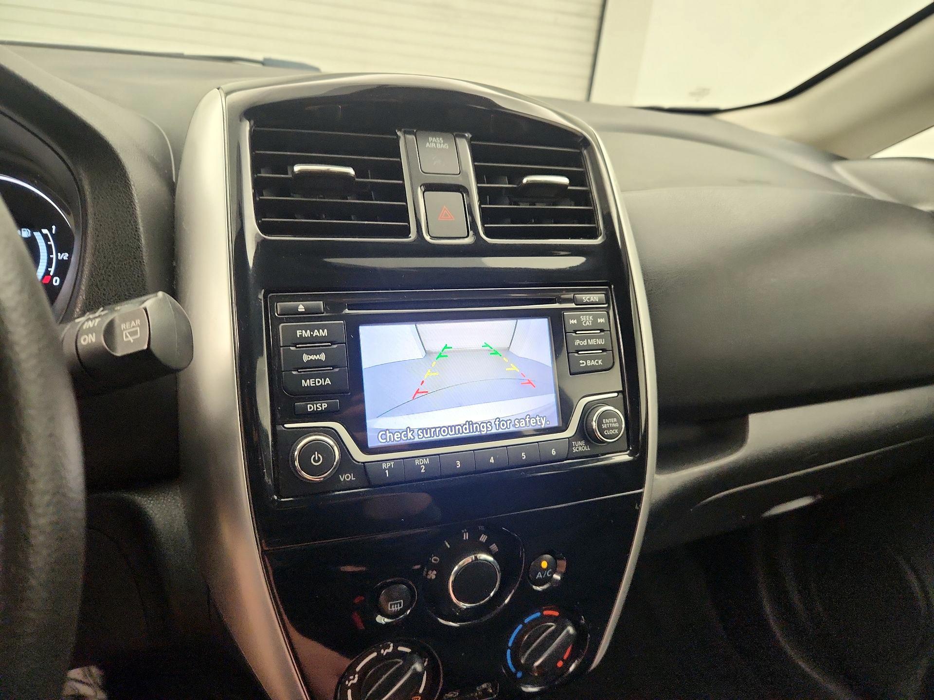 Thumbnail: 2017 Nissan Versa Note - 14