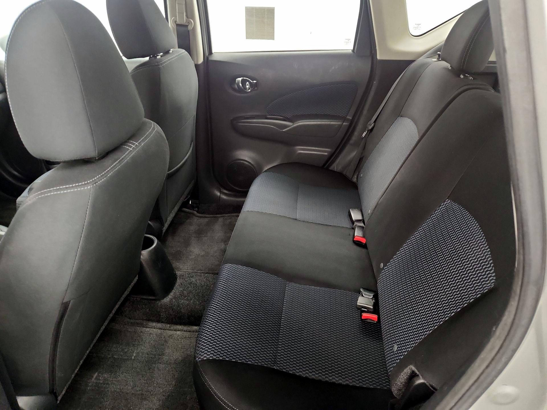 Thumbnail: 2017 Nissan Versa Note - 18