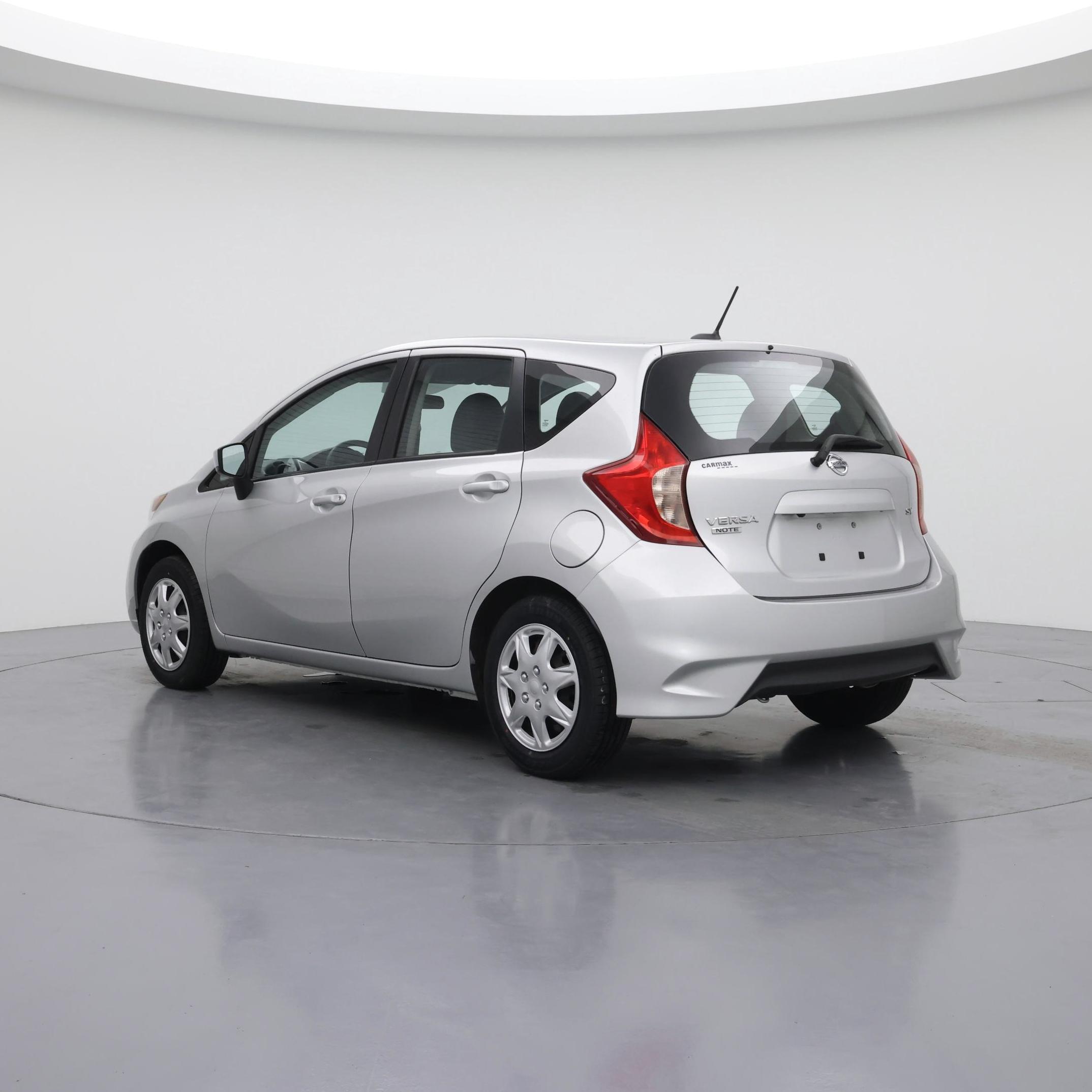 Thumbnail: 2017 Nissan Versa Note - 2
