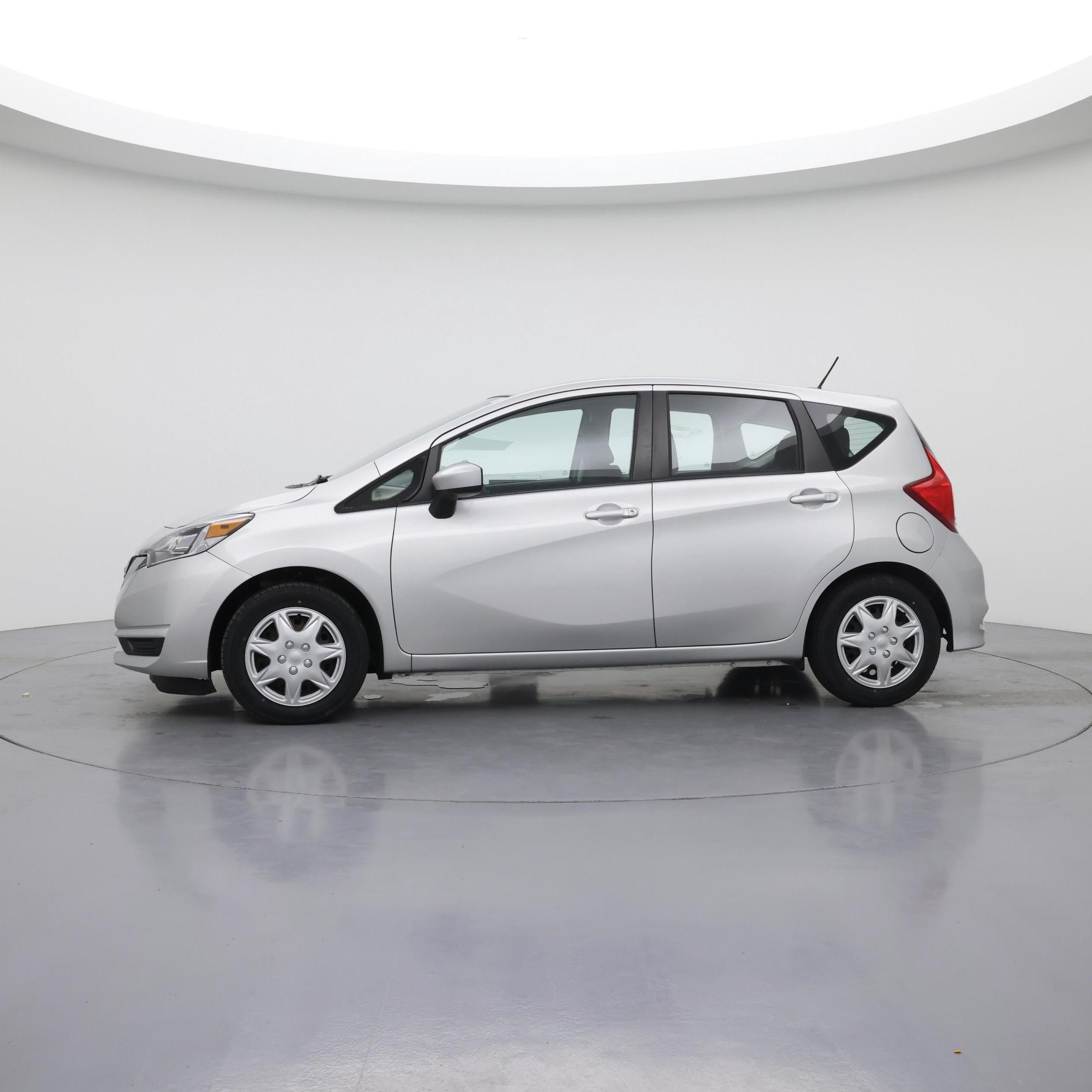 Thumbnail: 2017 Nissan Versa Note - 3