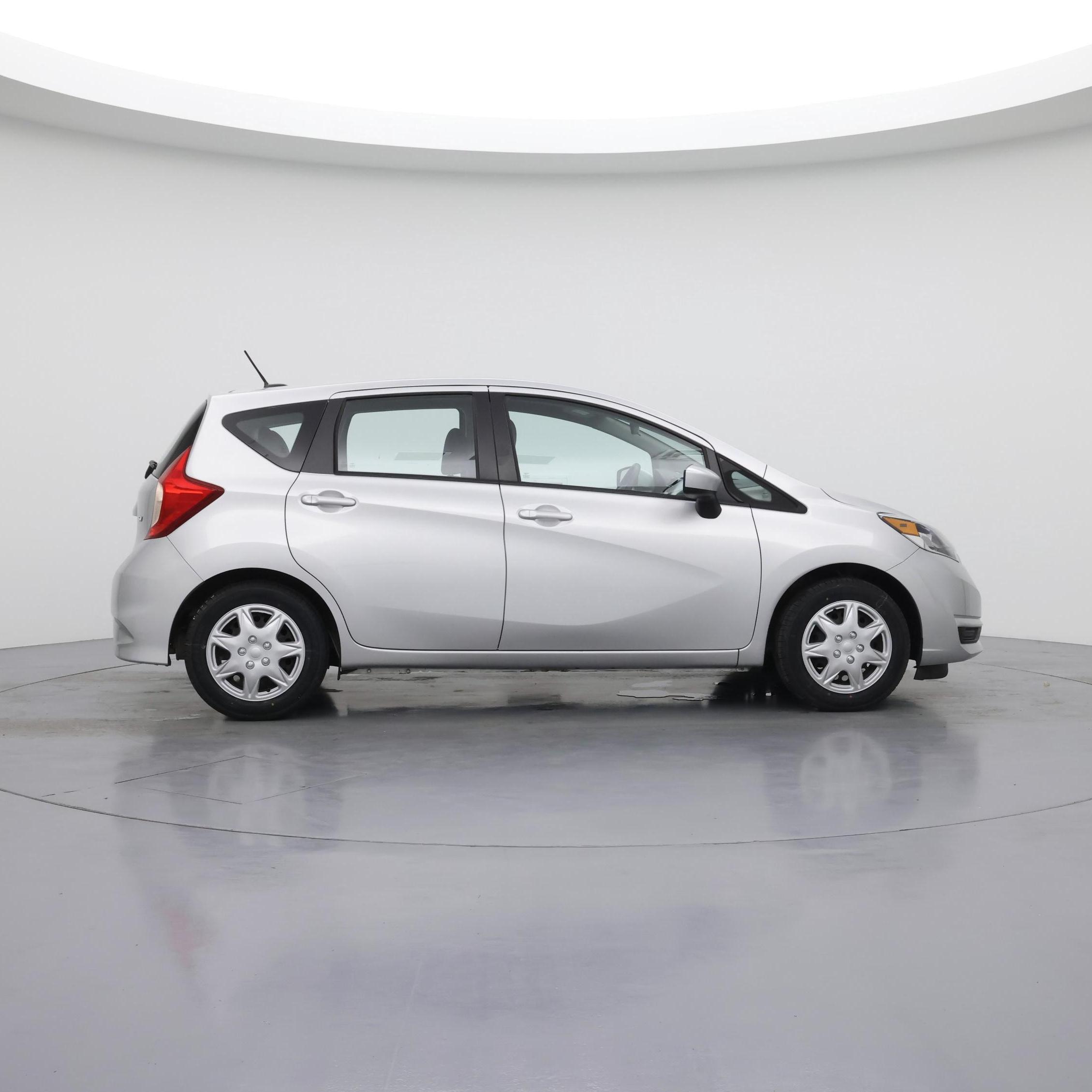 Thumbnail: 2017 Nissan Versa Note - 7