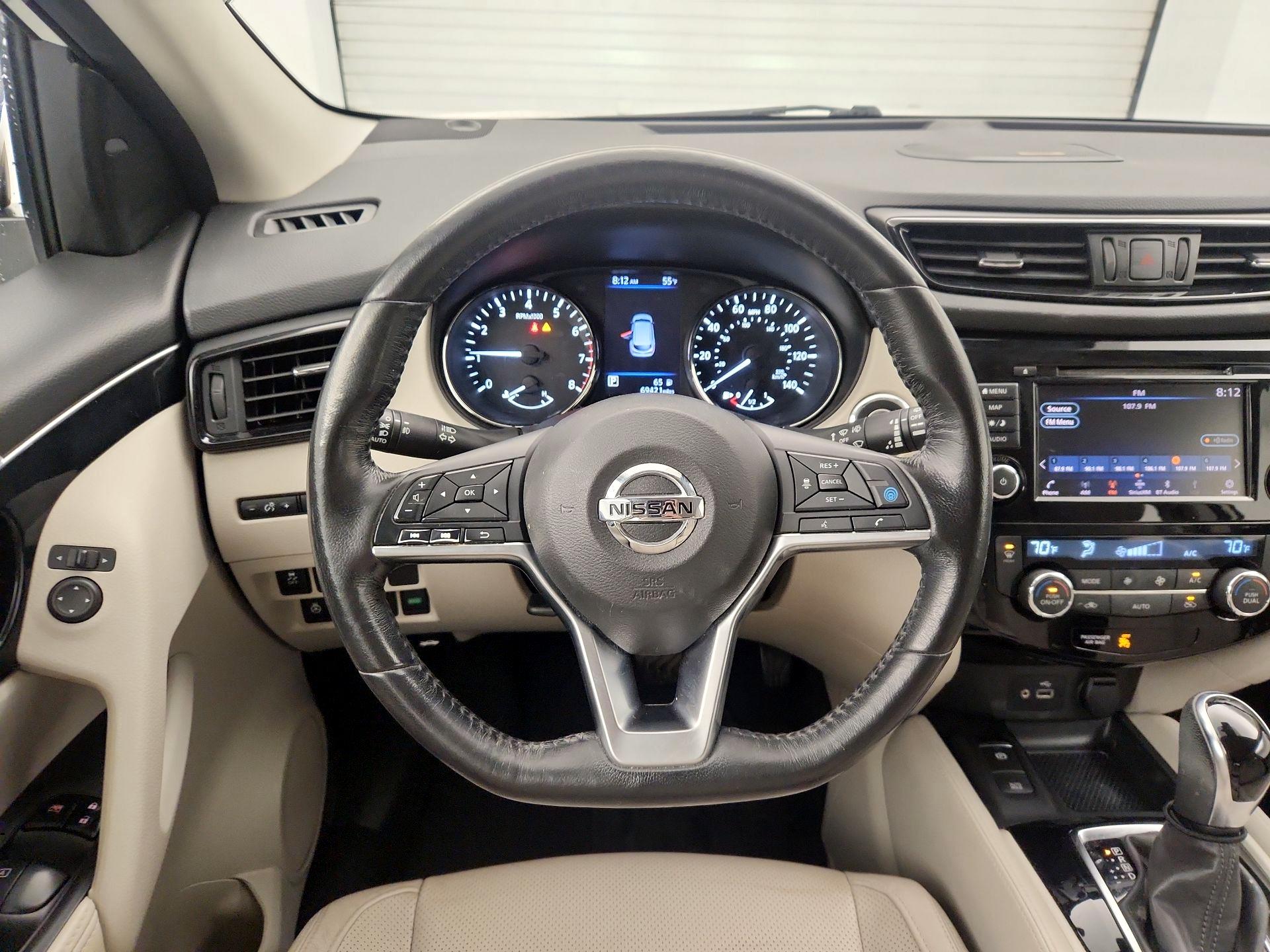 Thumbnail: 2019 Nissan Rogue Sport - 10